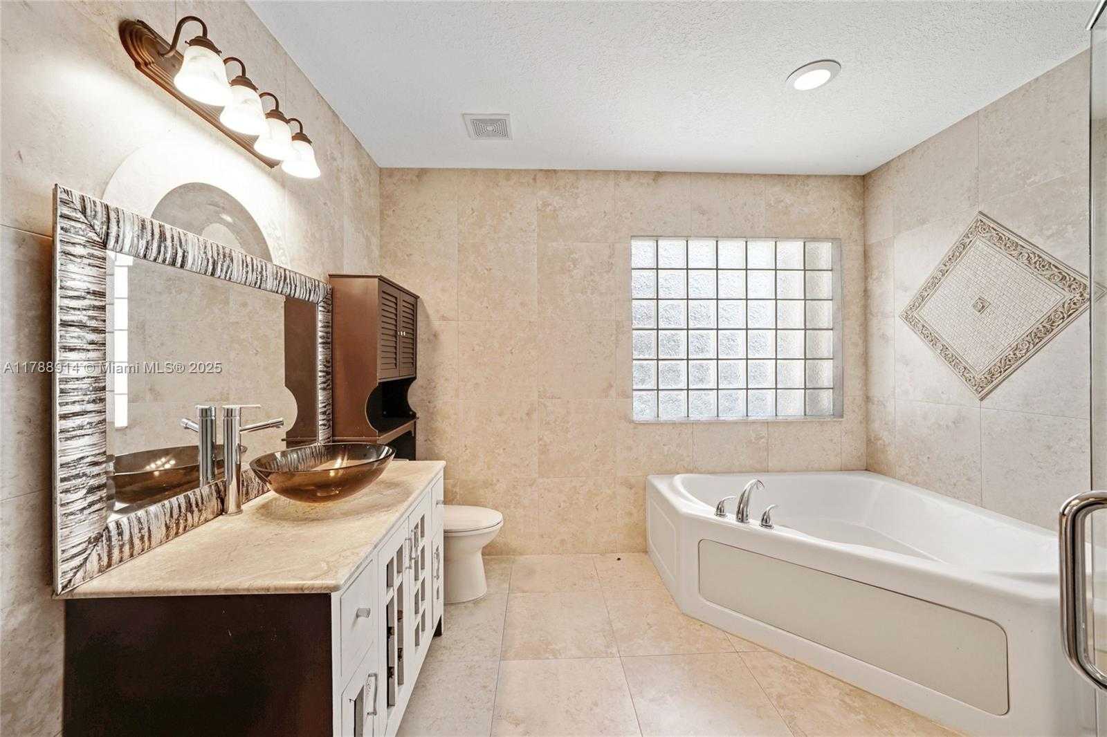 Small Image of 2680 NORTH EAST 22ND CT, Pompano Beach Number 20