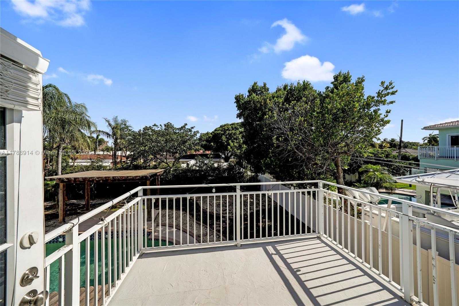Small Image of 2680 NORTH EAST 22ND CT, Pompano Beach Number 26