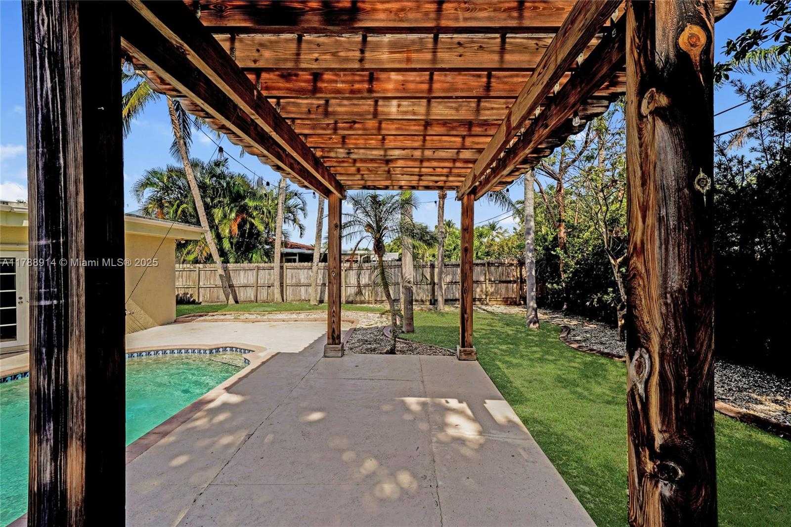 Small Image of 2680 NORTH EAST 22ND CT, Pompano Beach Number 31