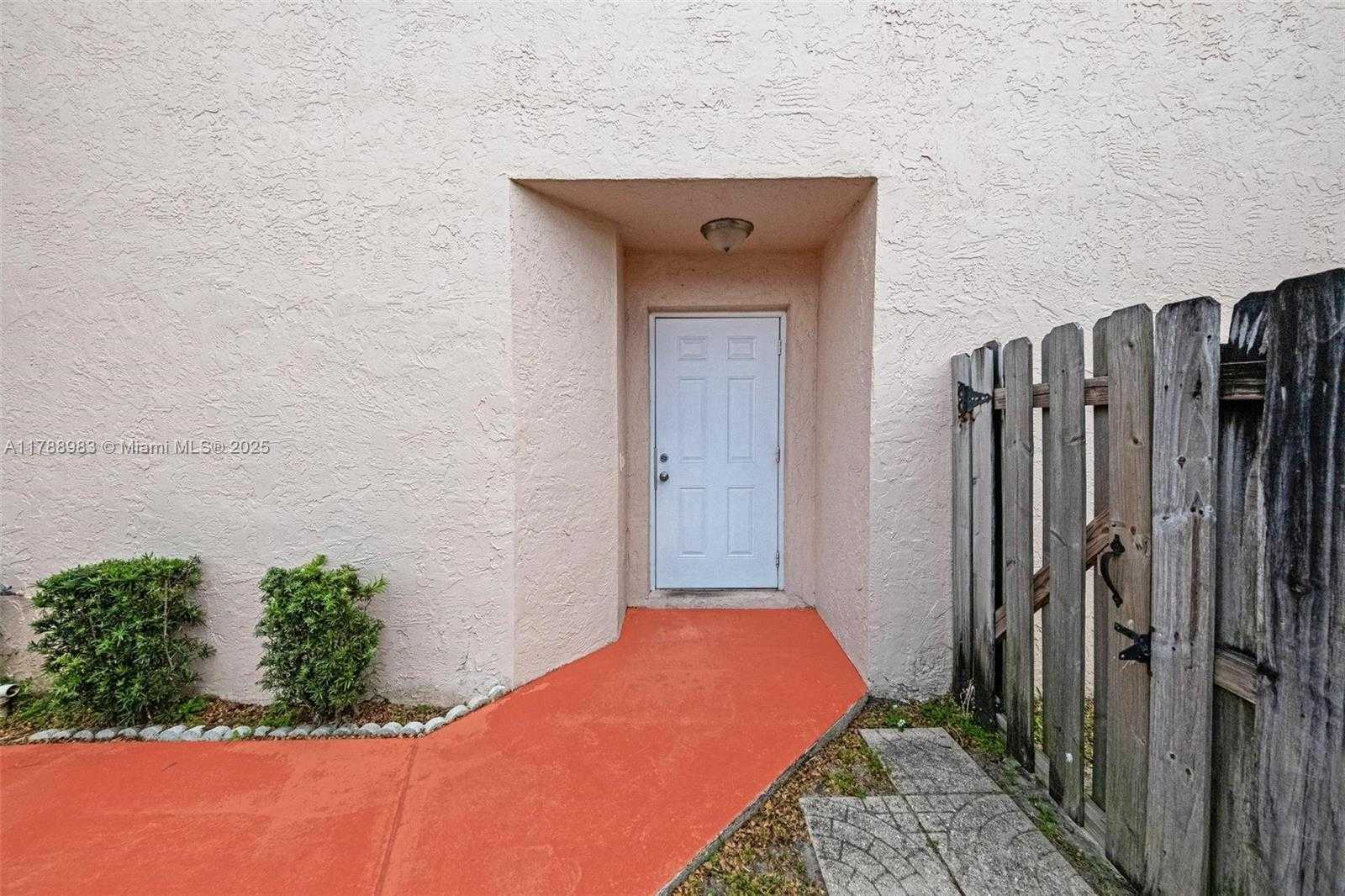 Small Image of 6231 ISLAND WAY, Margate Number 34