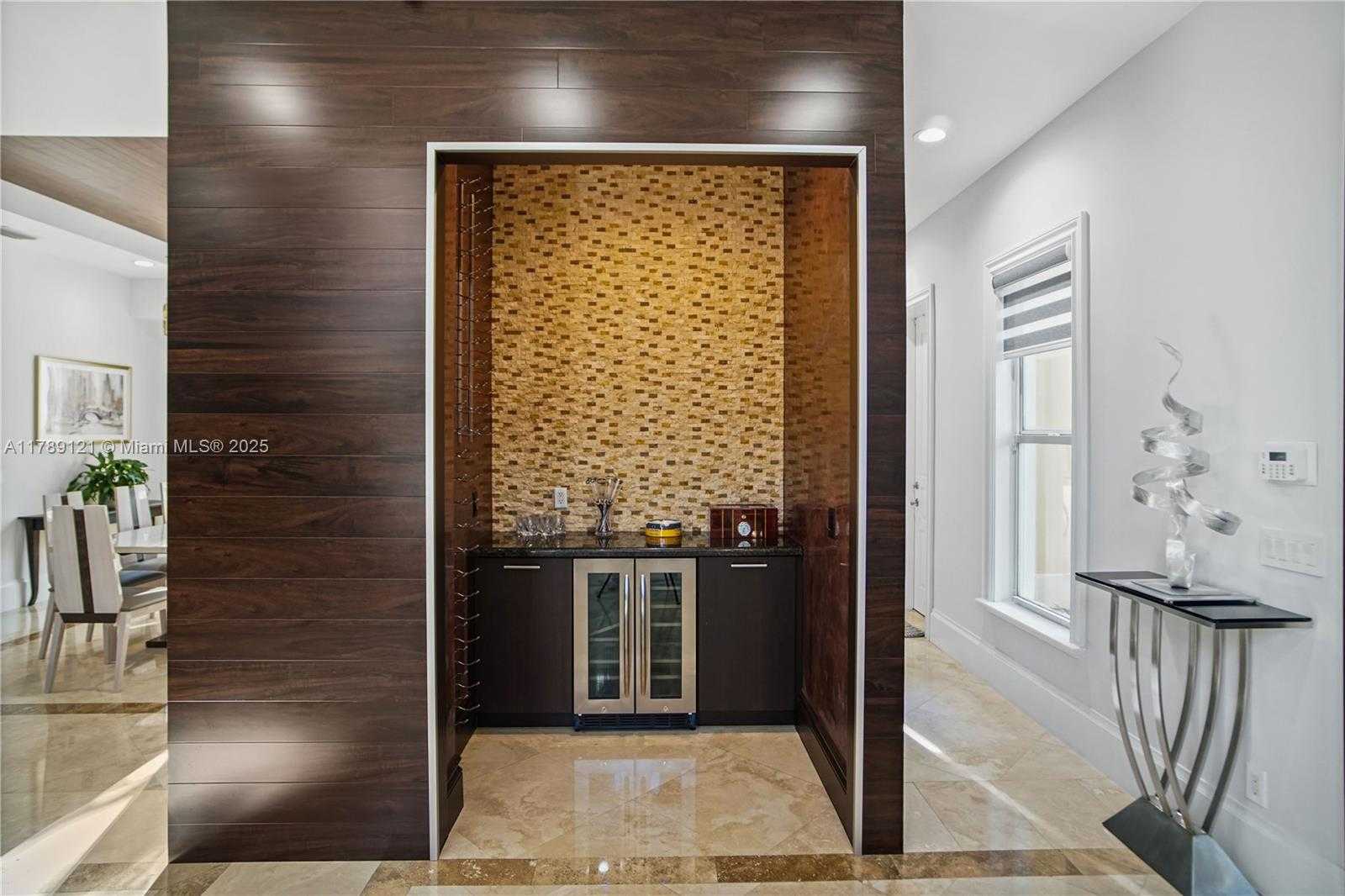 Small Image of 4662 SAXON RD, Coconut Creek Number 11