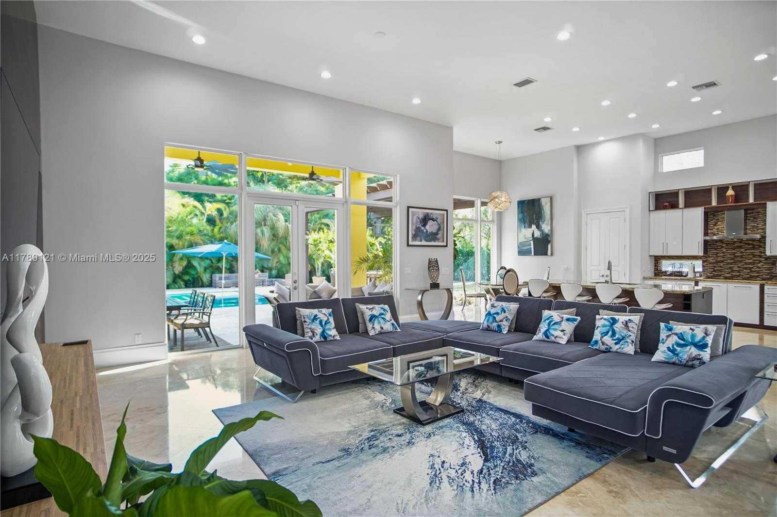 Small Image of 4662 SAXON RD, Coconut Creek Number 14