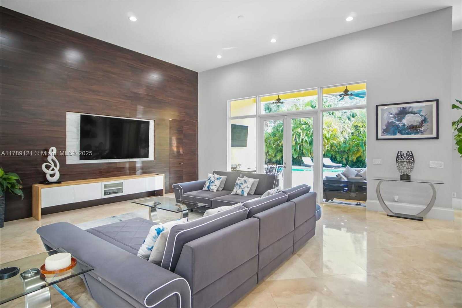 Small Image of 4662 SAXON RD, Coconut Creek Number 15