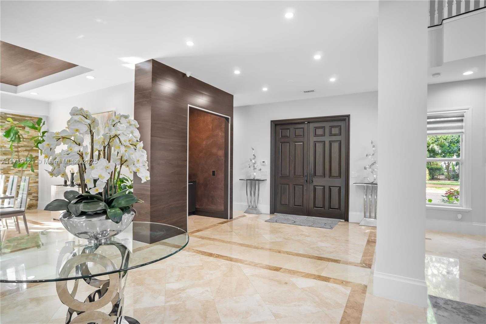 Small Image of 4662 SAXON RD, Coconut Creek Number 3