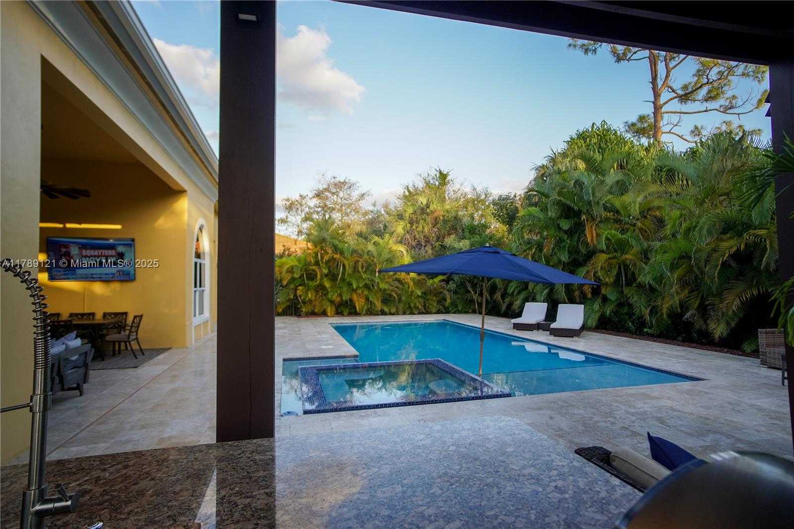 Small Image of 4662 SAXON RD, Coconut Creek Number 36