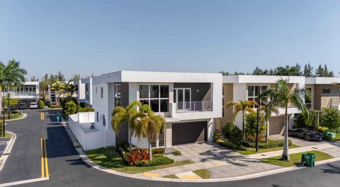 Small Image of 9791 NORTH WEST 75TH ST, Doral Number 2
