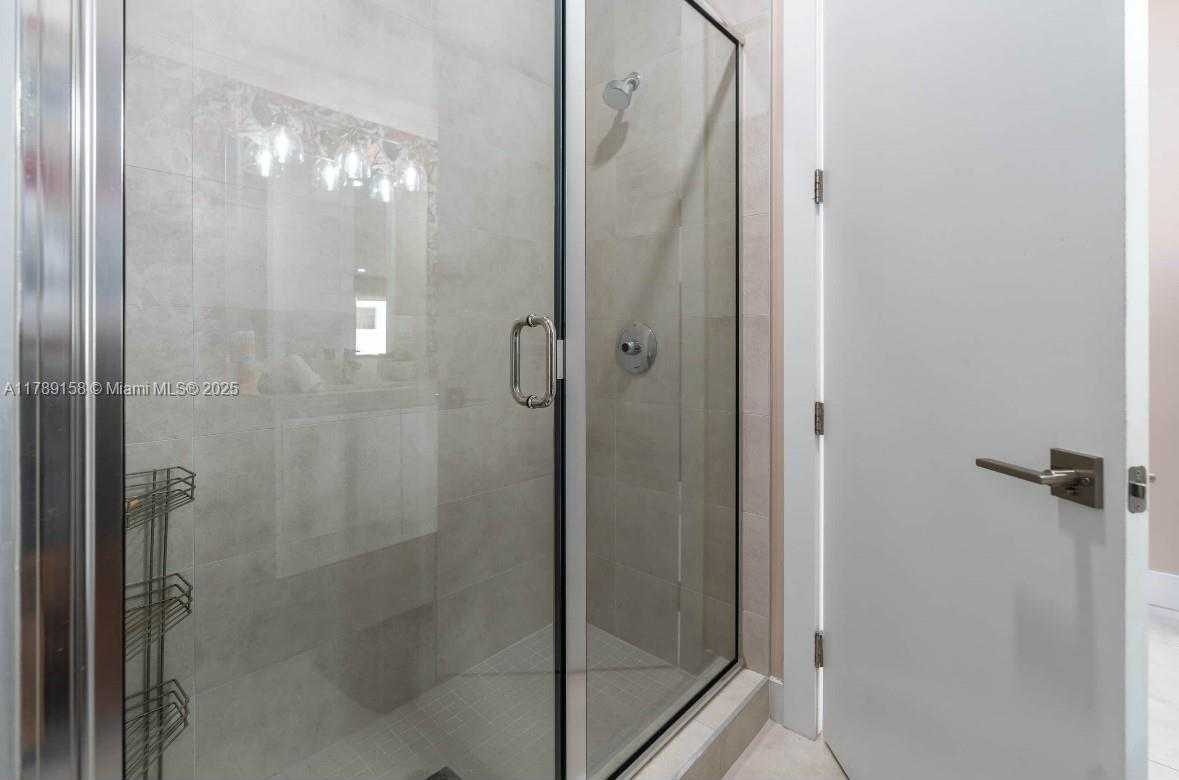 Small Image of 9791 NORTH WEST 75TH ST, Doral Number 25