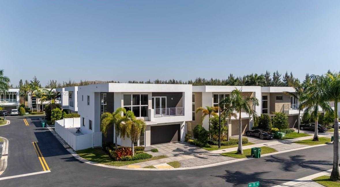 Small Image of 9791 NORTH WEST 75TH ST, Doral Number 29