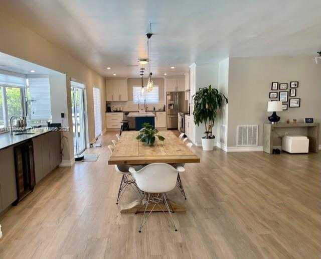 Small Image of 17020 SOUTH WEST 87TH AVE, Palmetto Bay Number 3