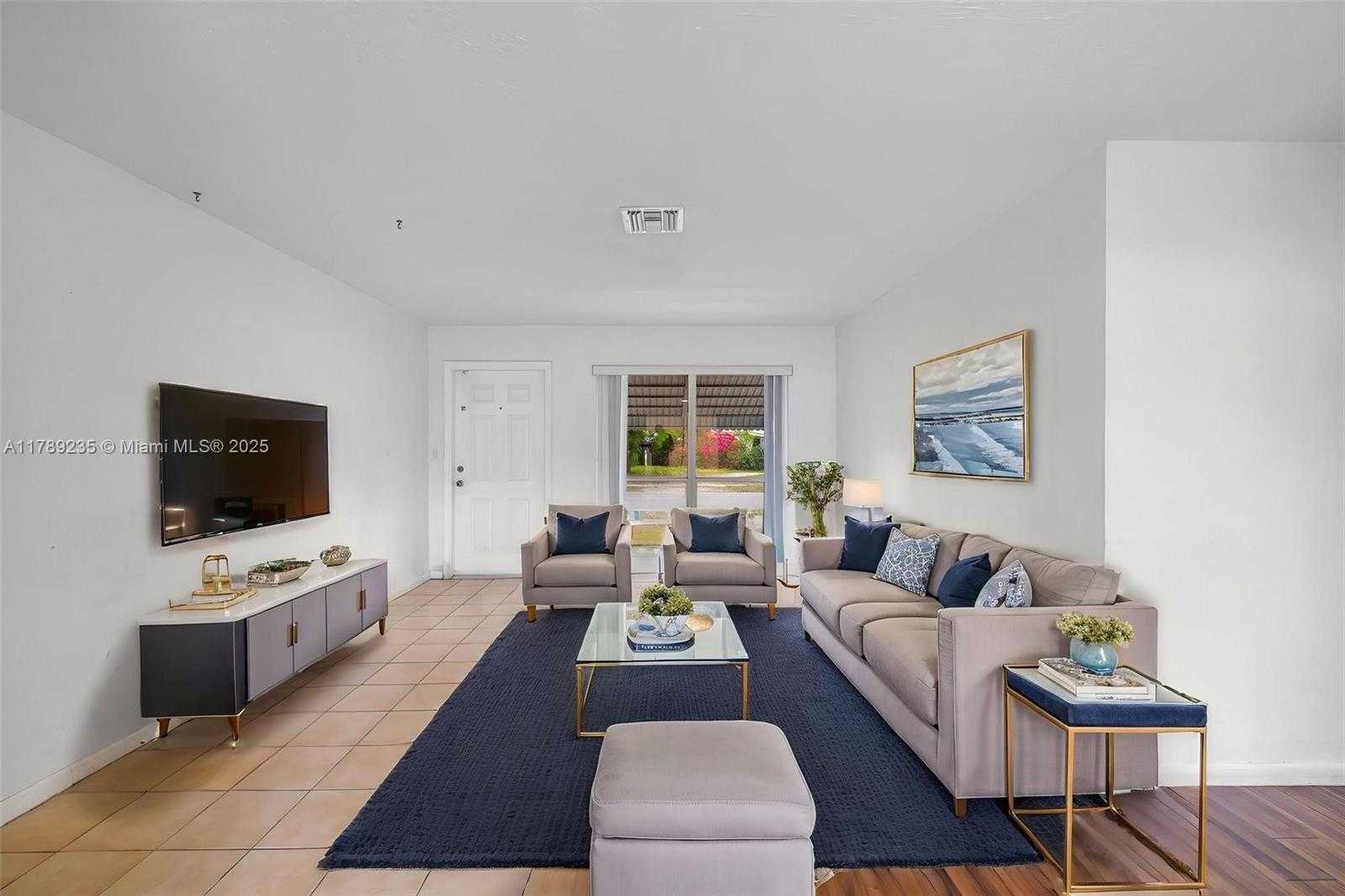 Small Image of 1920 NORTH 66TH AVE, Hollywood Number 12