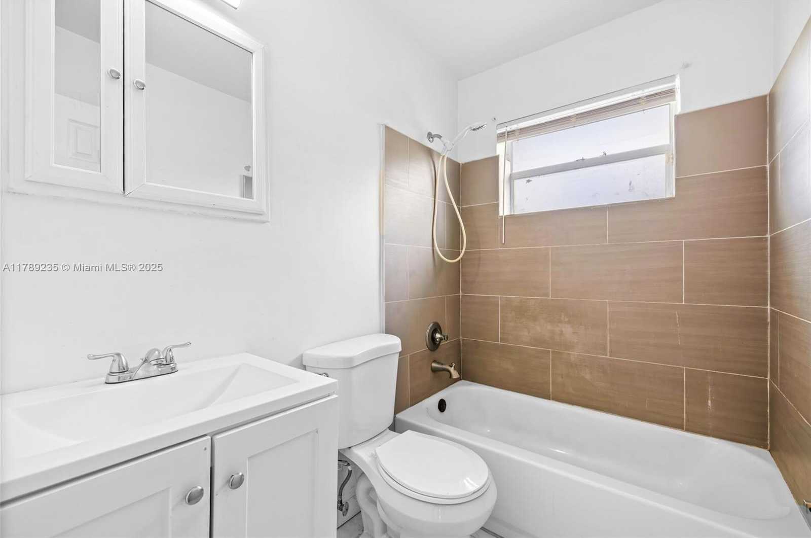 Small Image of 1920 NORTH 66TH AVE, Hollywood Number 17