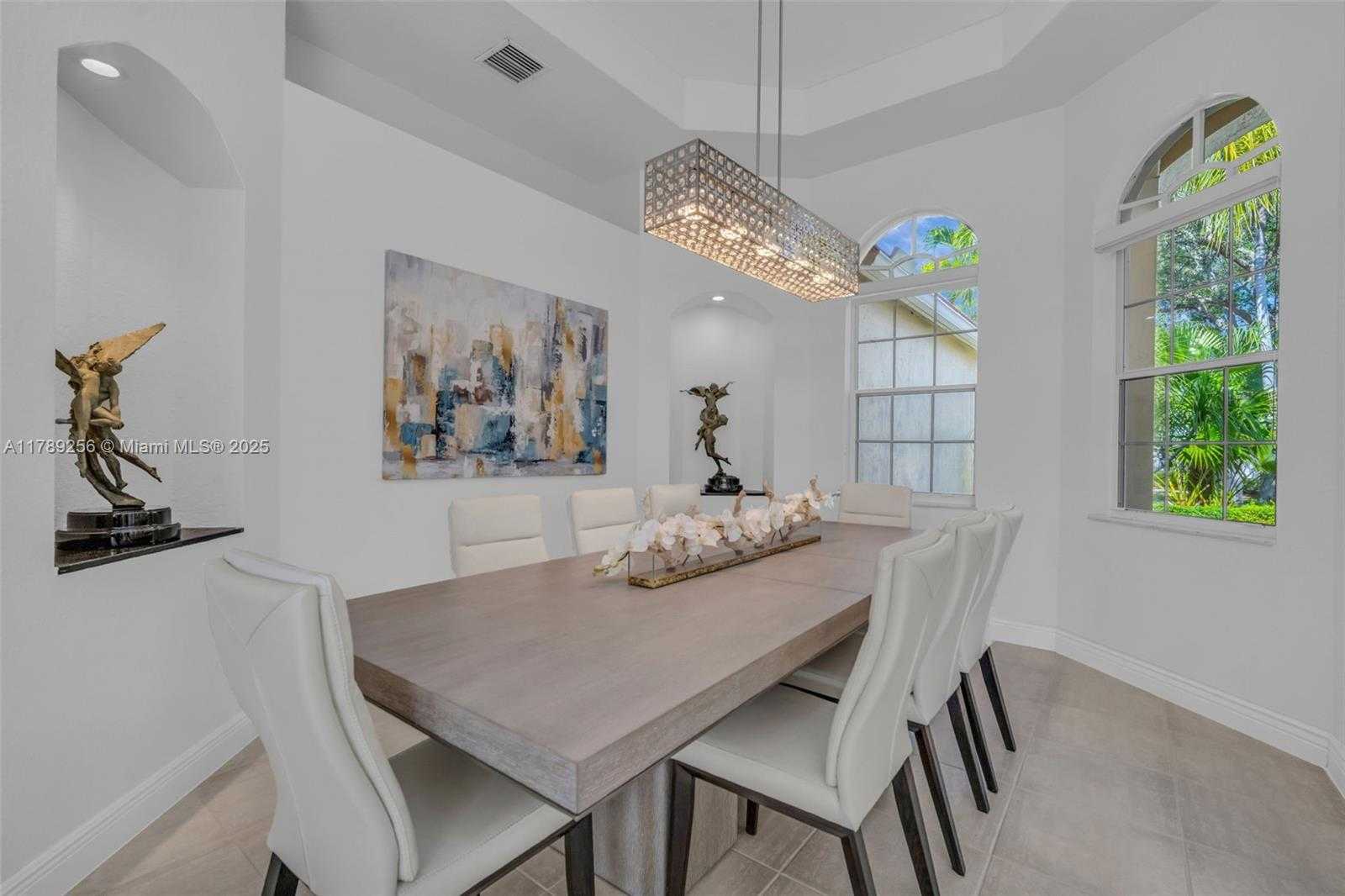 Small Image of 3739 OAK RIDGE CIR, Weston Number 29