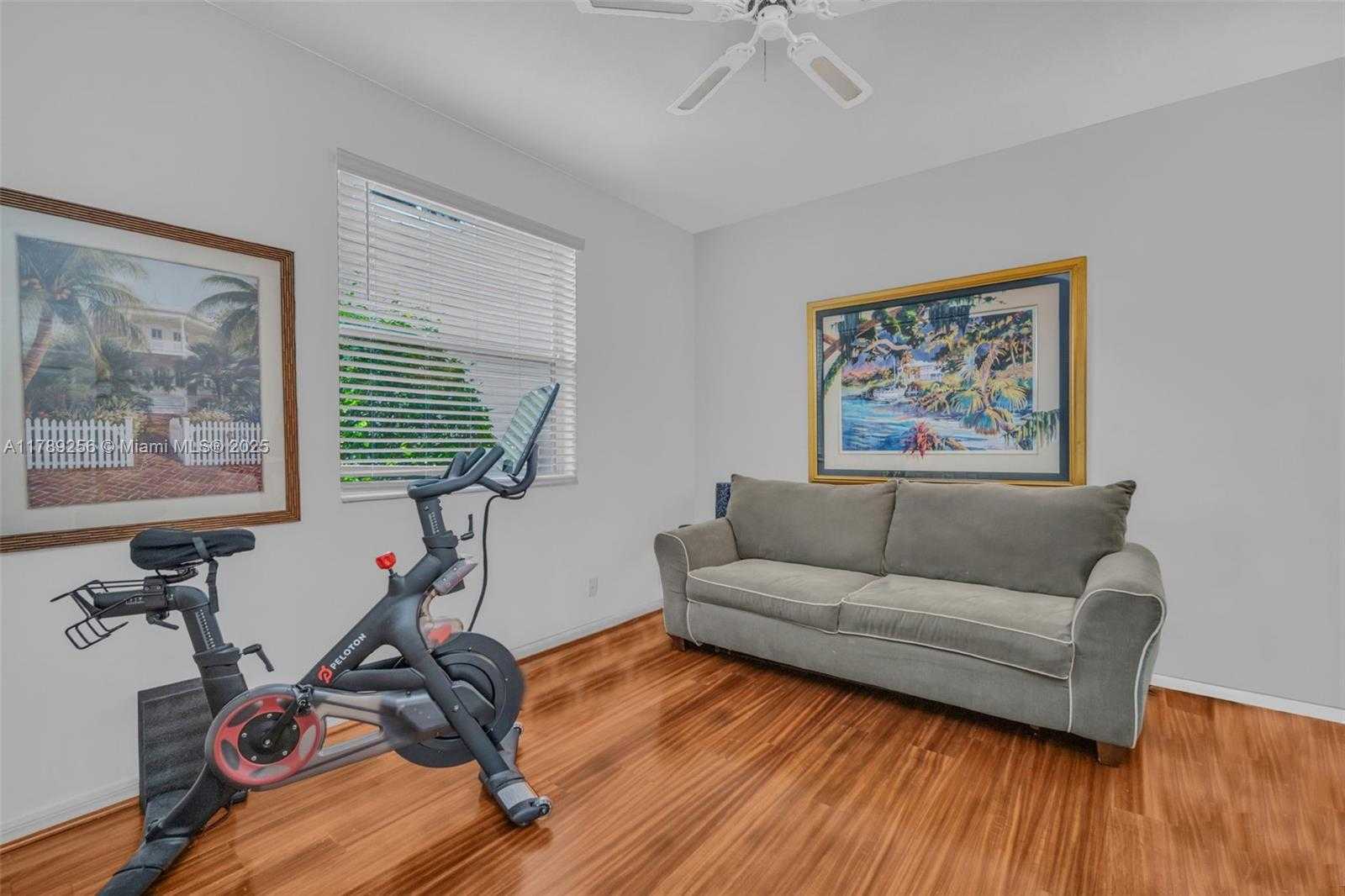 Small Image of 3739 OAK RIDGE CIR, Weston Number 50