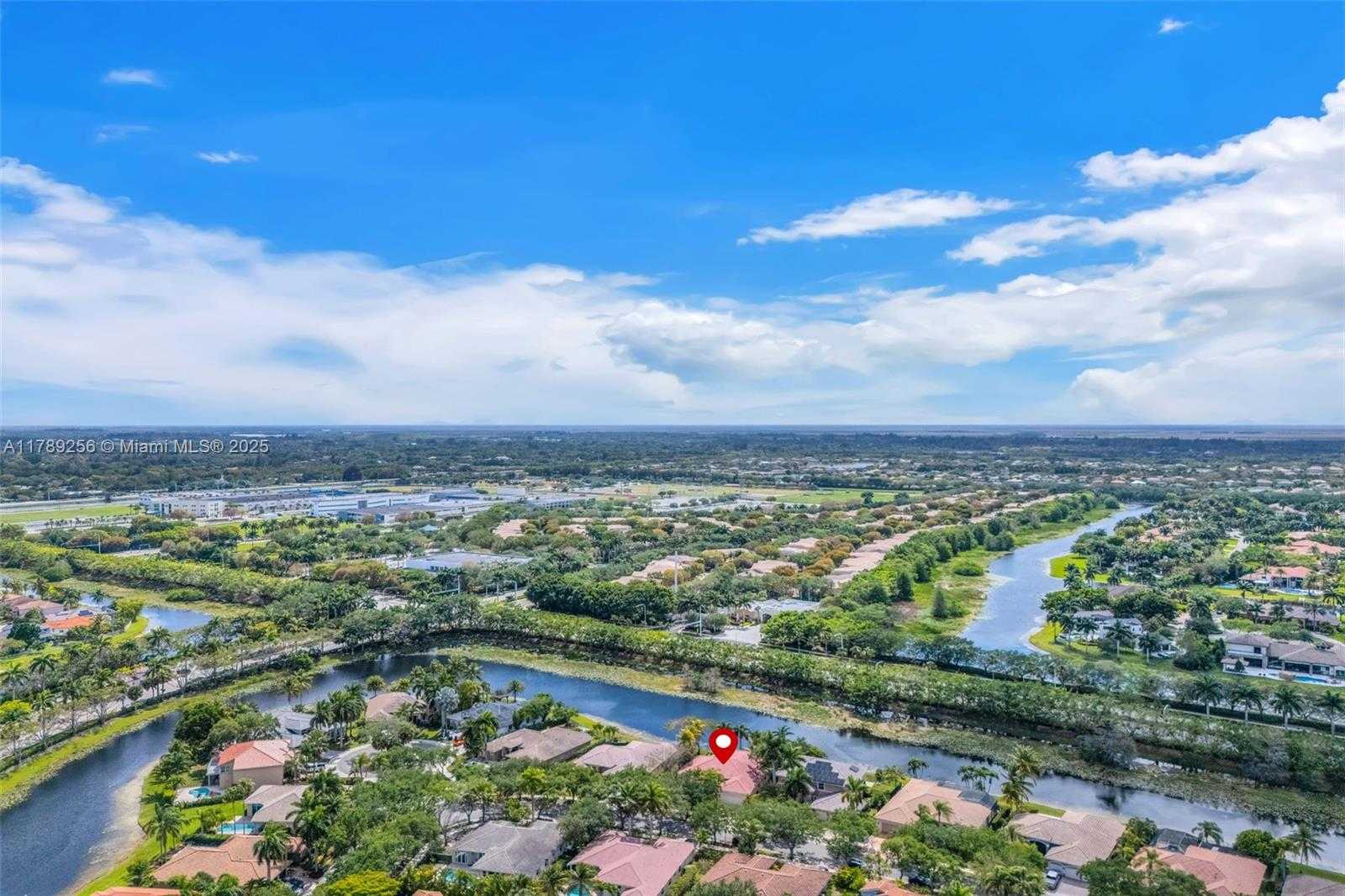 Small Image of 3739 OAK RIDGE CIR, Weston Number 6