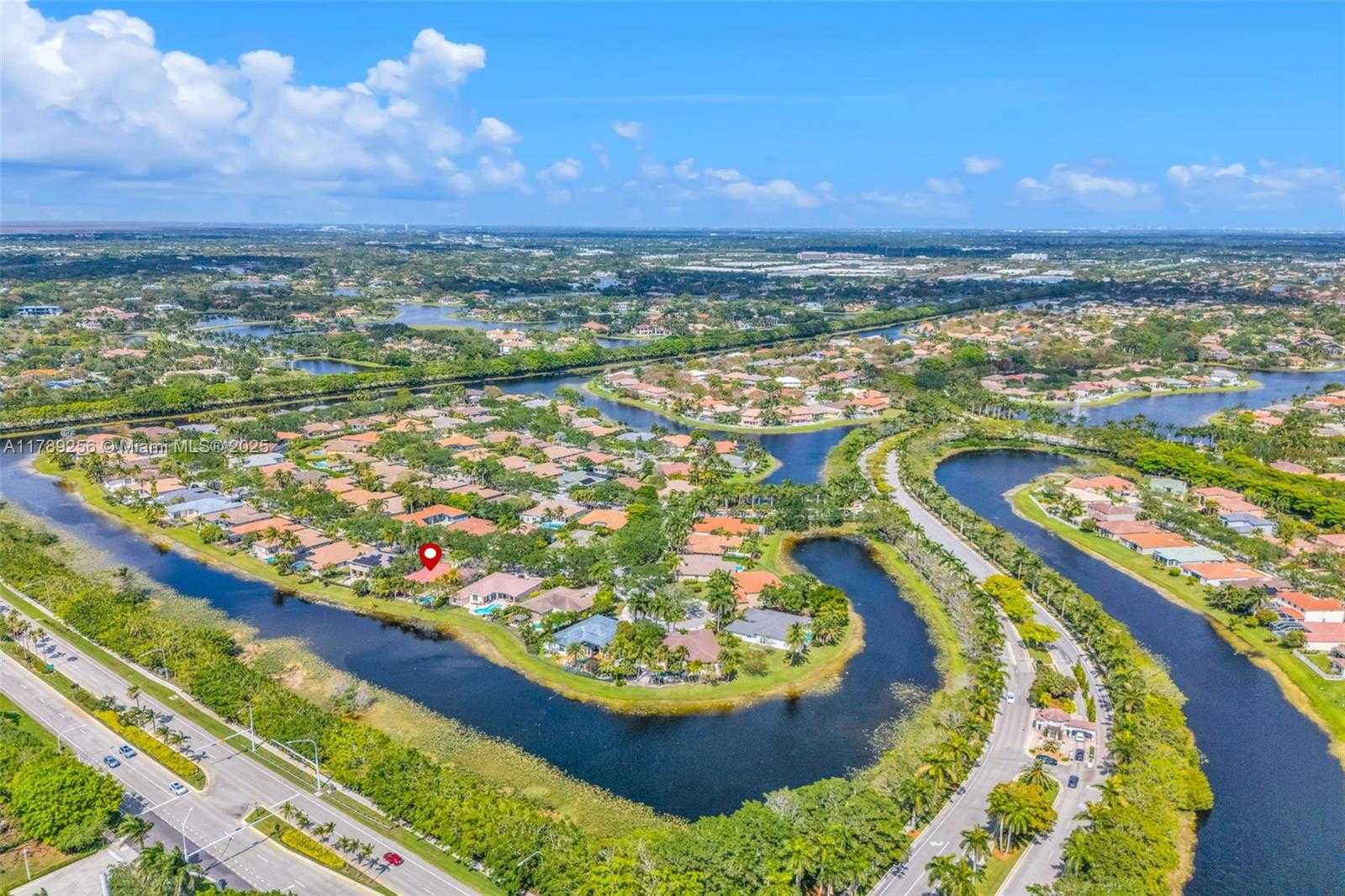 Small Image of 3739 OAK RIDGE CIR, Weston Number 67