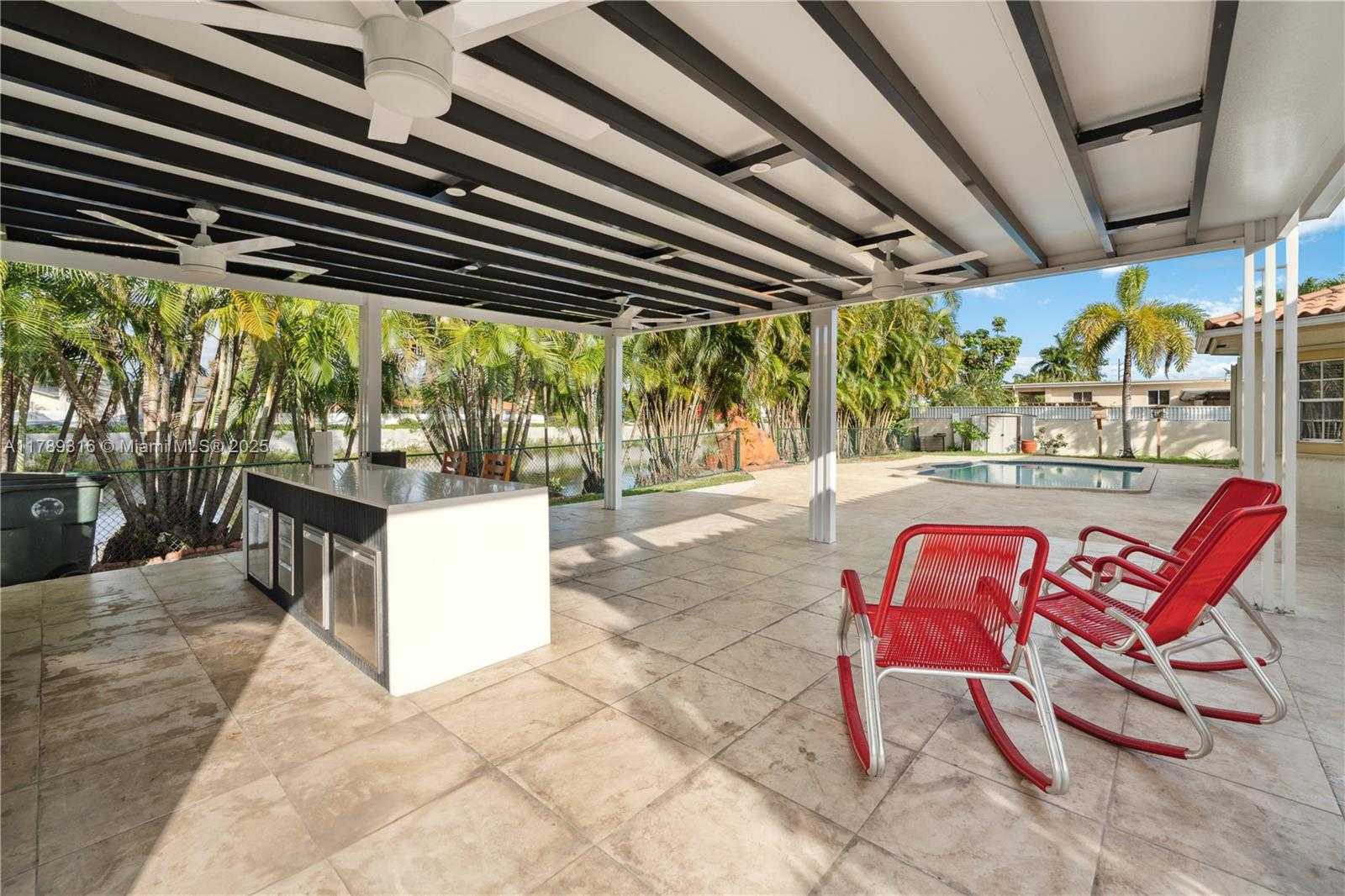 Small Image of 105 SOUTH ROYAL POINCIANA BLVD, Miami Springs Number 25