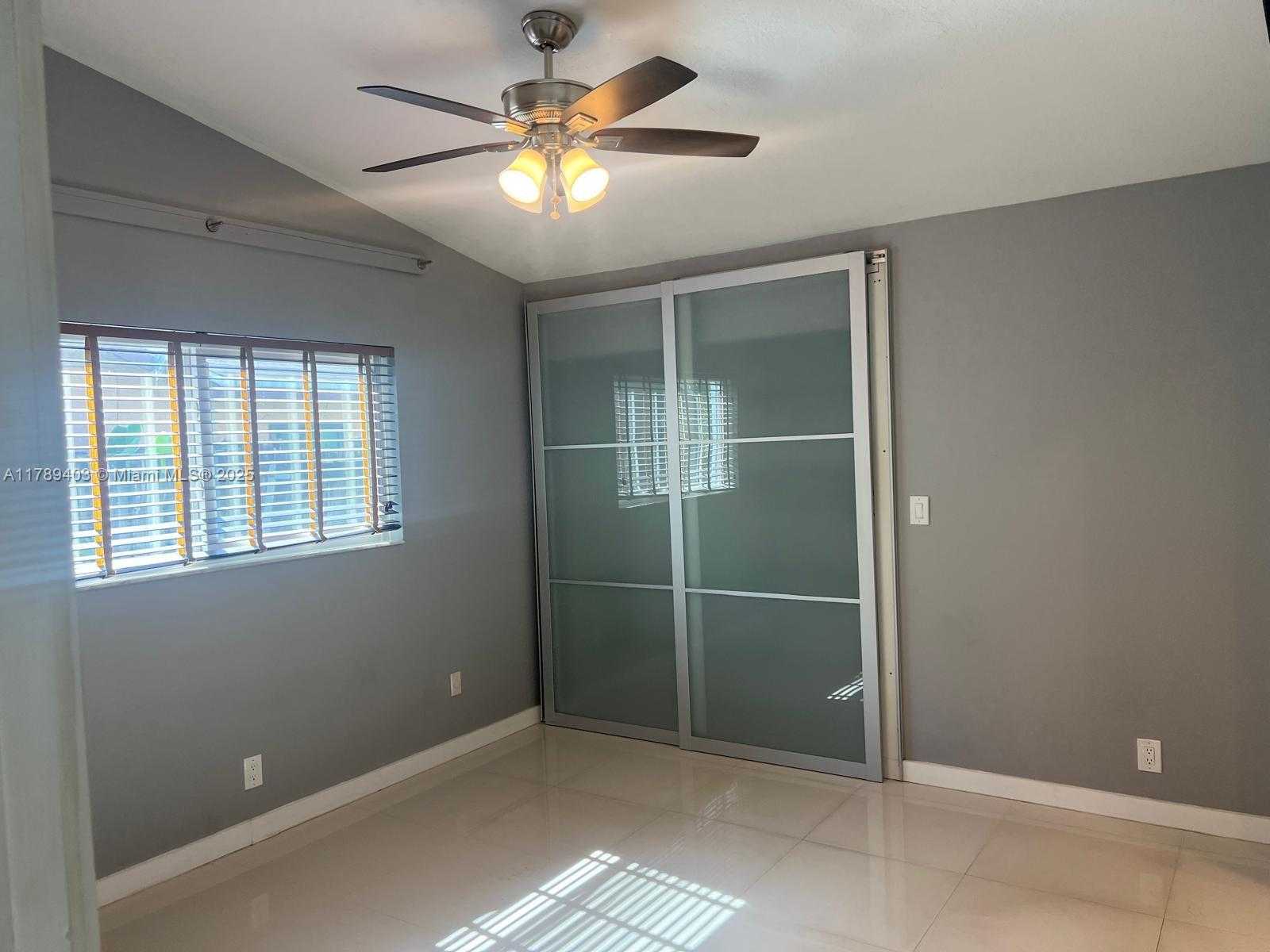 Small Image of 7522 SOUTH WEST 6TH ST, North Lauderdale Number 8
