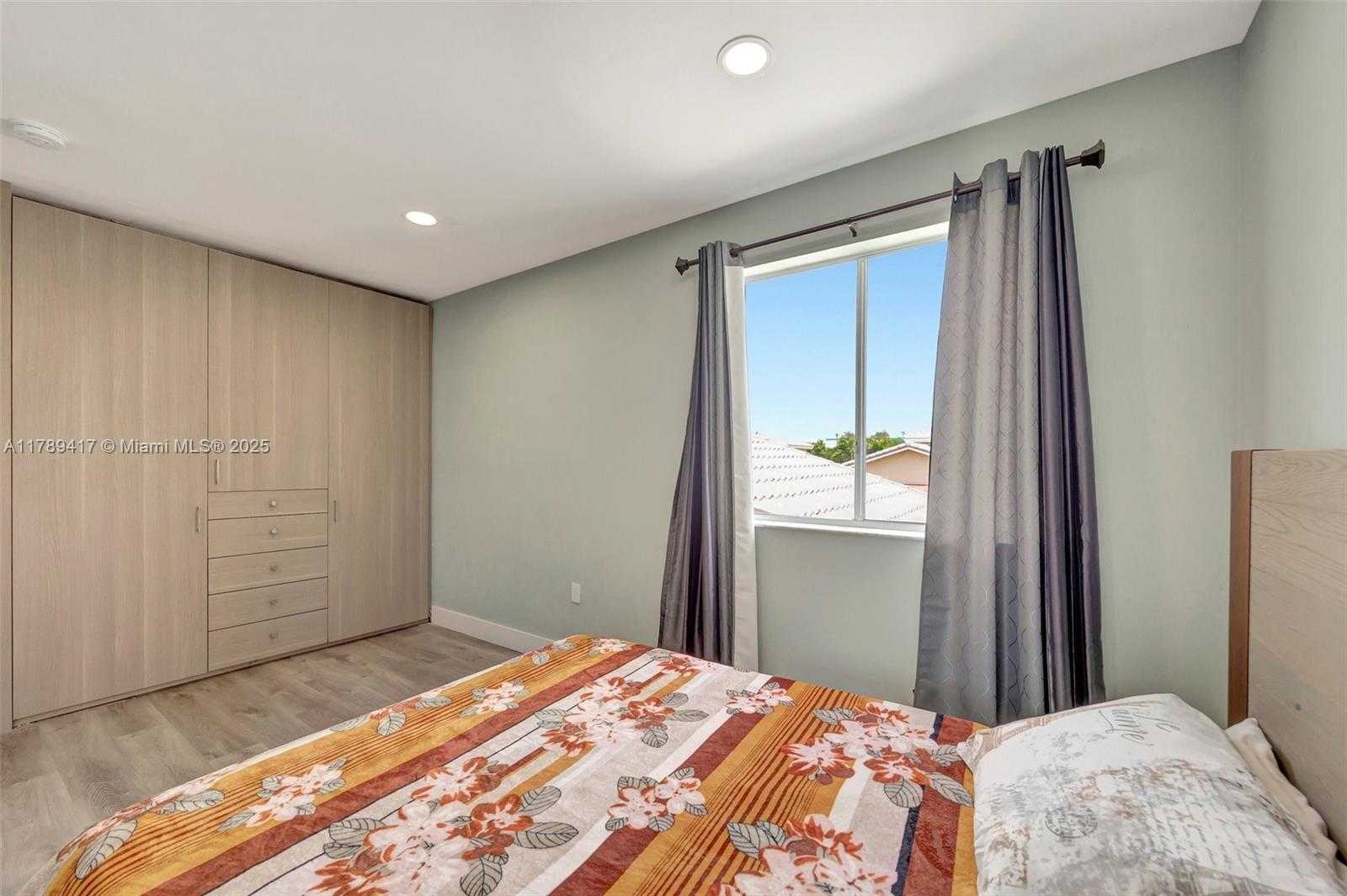 Small Image of 12113 SOUTH WEST 249TH ST, Homestead Number 28