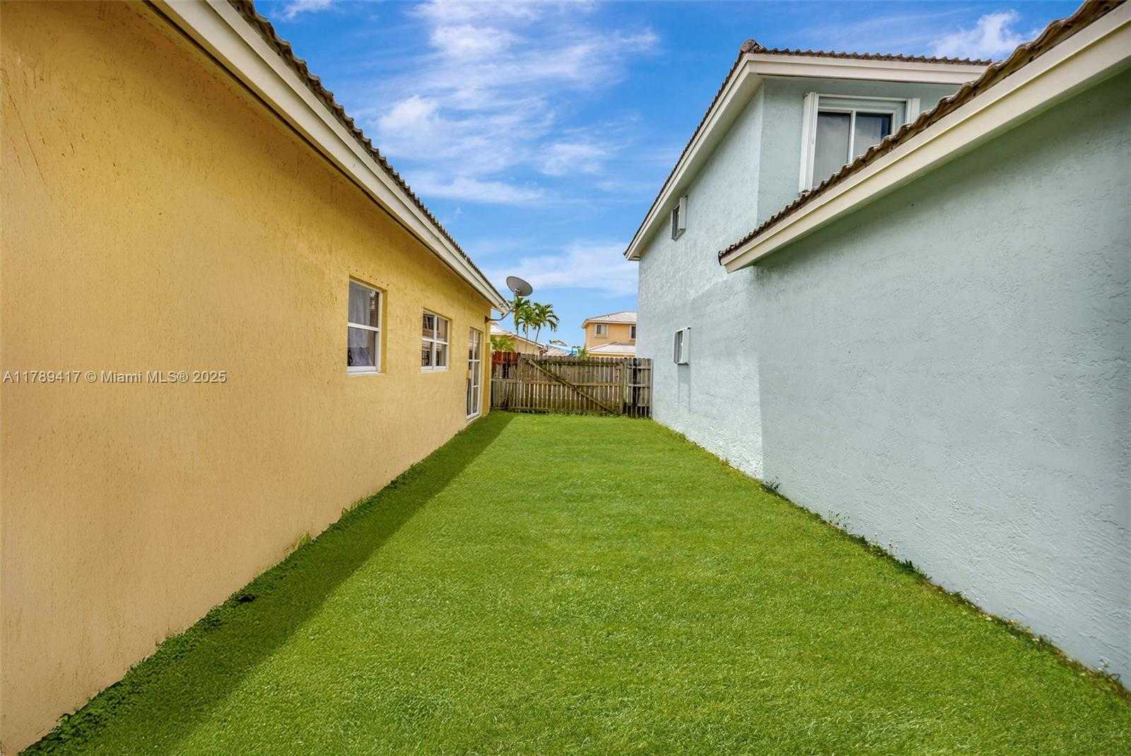 Small Image of 12113 SOUTH WEST 249TH ST, Homestead Number 8