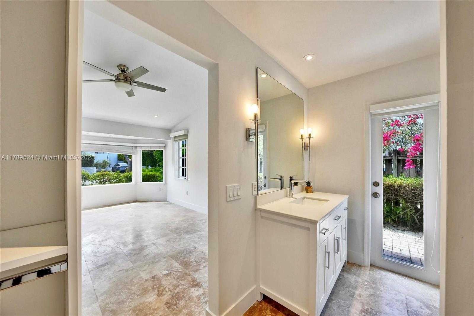 Small Image of 255 RIDGEWOOD RD, Key Biscayne Number 26