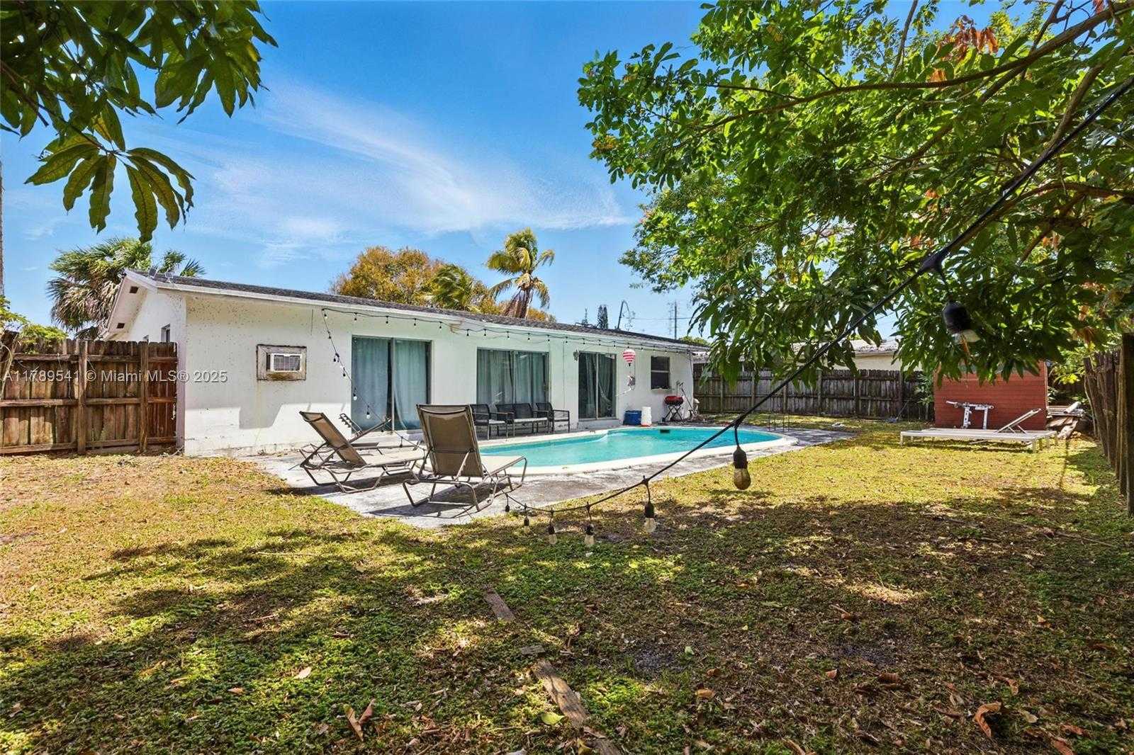 Small Image of 4210 NORTH WEST 23RD ST, Lauderhill Number 2