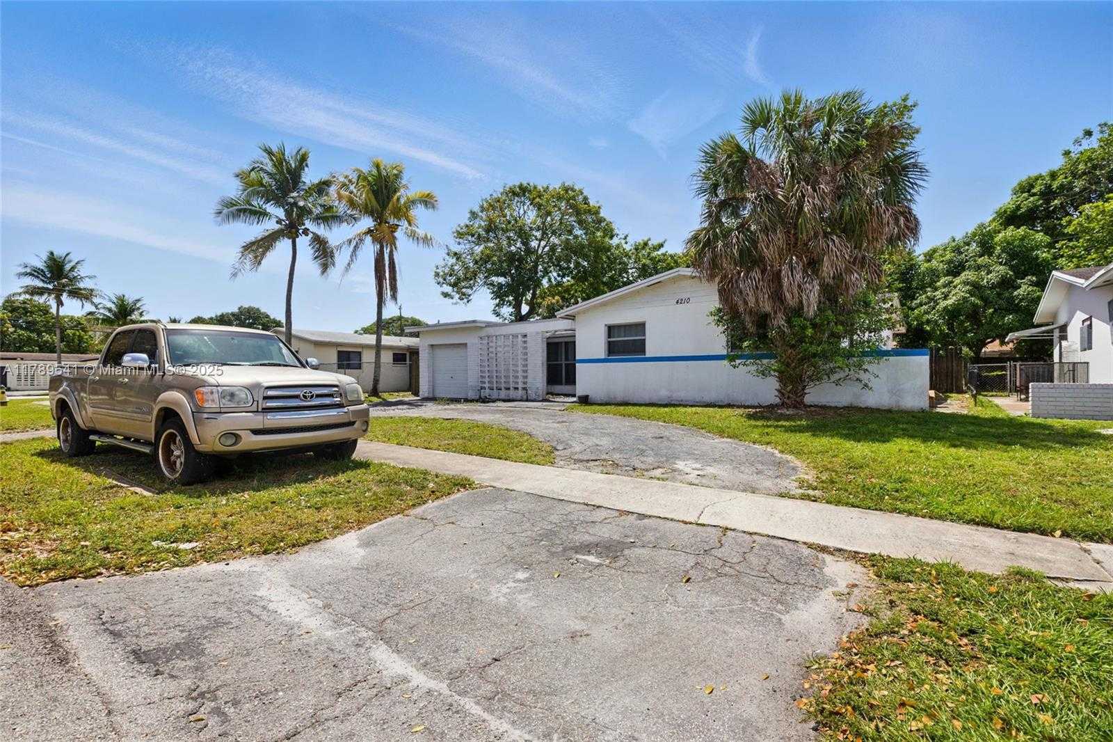 Small Image of 4210 NORTH WEST 23RD ST, Lauderhill Number 26