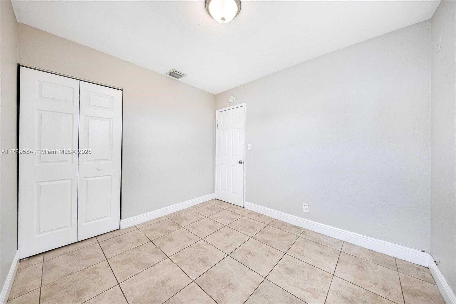 Small Image of 4138 NORTH WEST 12TH TER, Oakland Park Number 34
