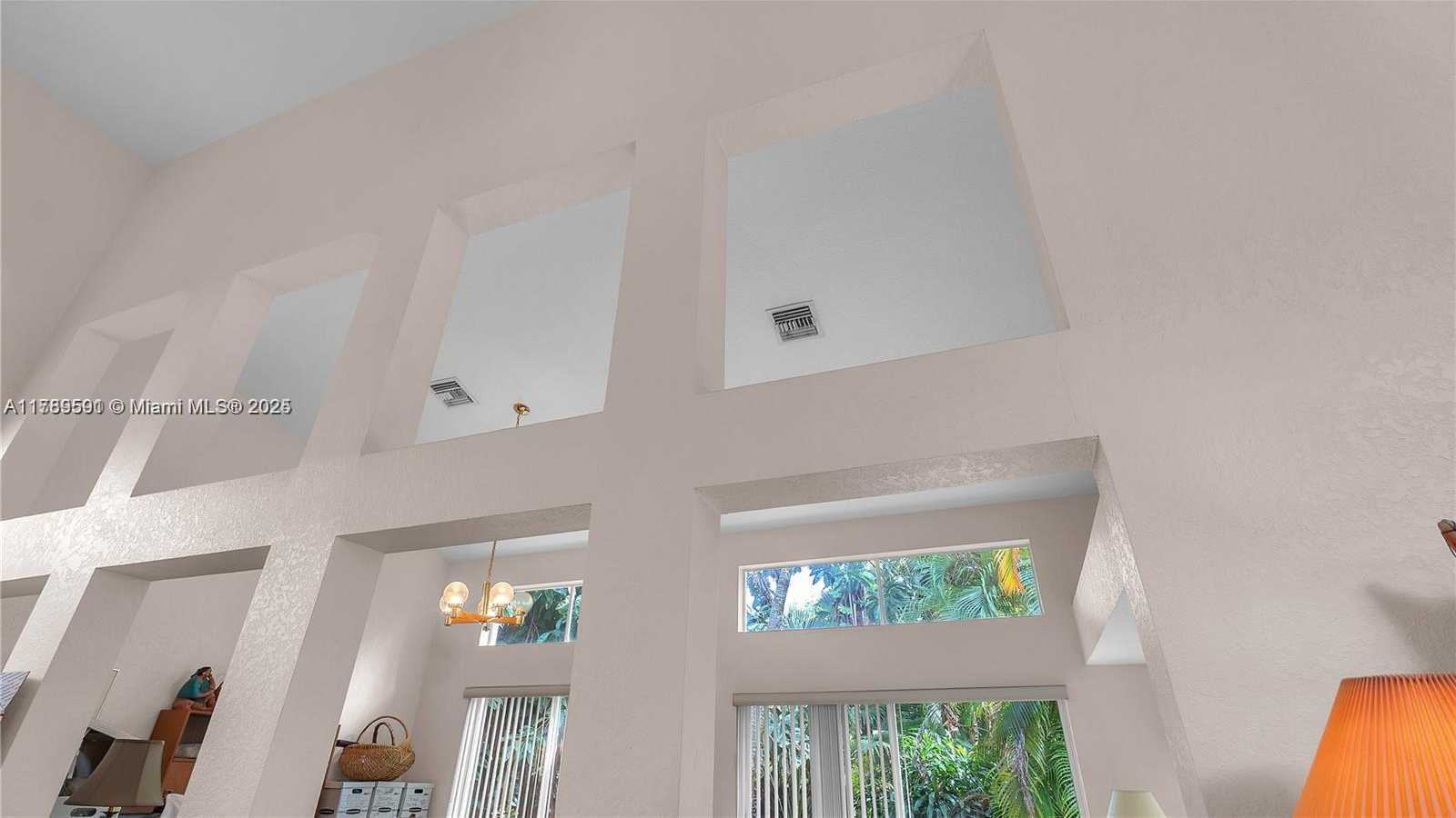 Small Image of 10132 NORTH WEST 4TH, Plantation Number 11
