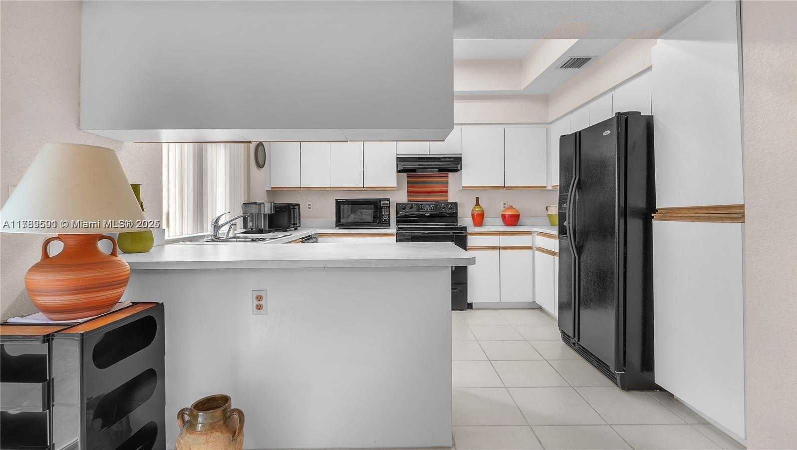 Small Image of 10132 NORTH WEST 4TH, Plantation Number 15
