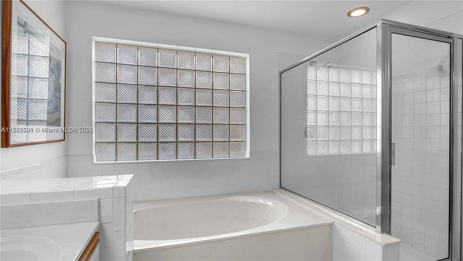 Small Image of 10132 NORTH WEST 4TH, Plantation Number 30