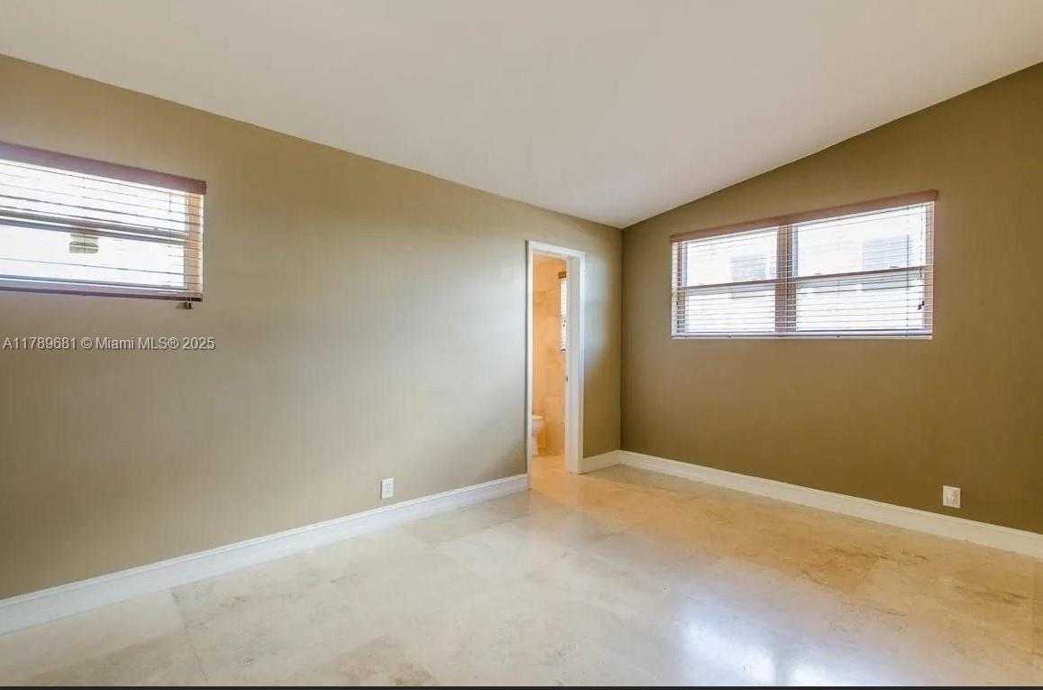 Small Image of 2543 MARATHON LN, Fort Lauderdale Number 17