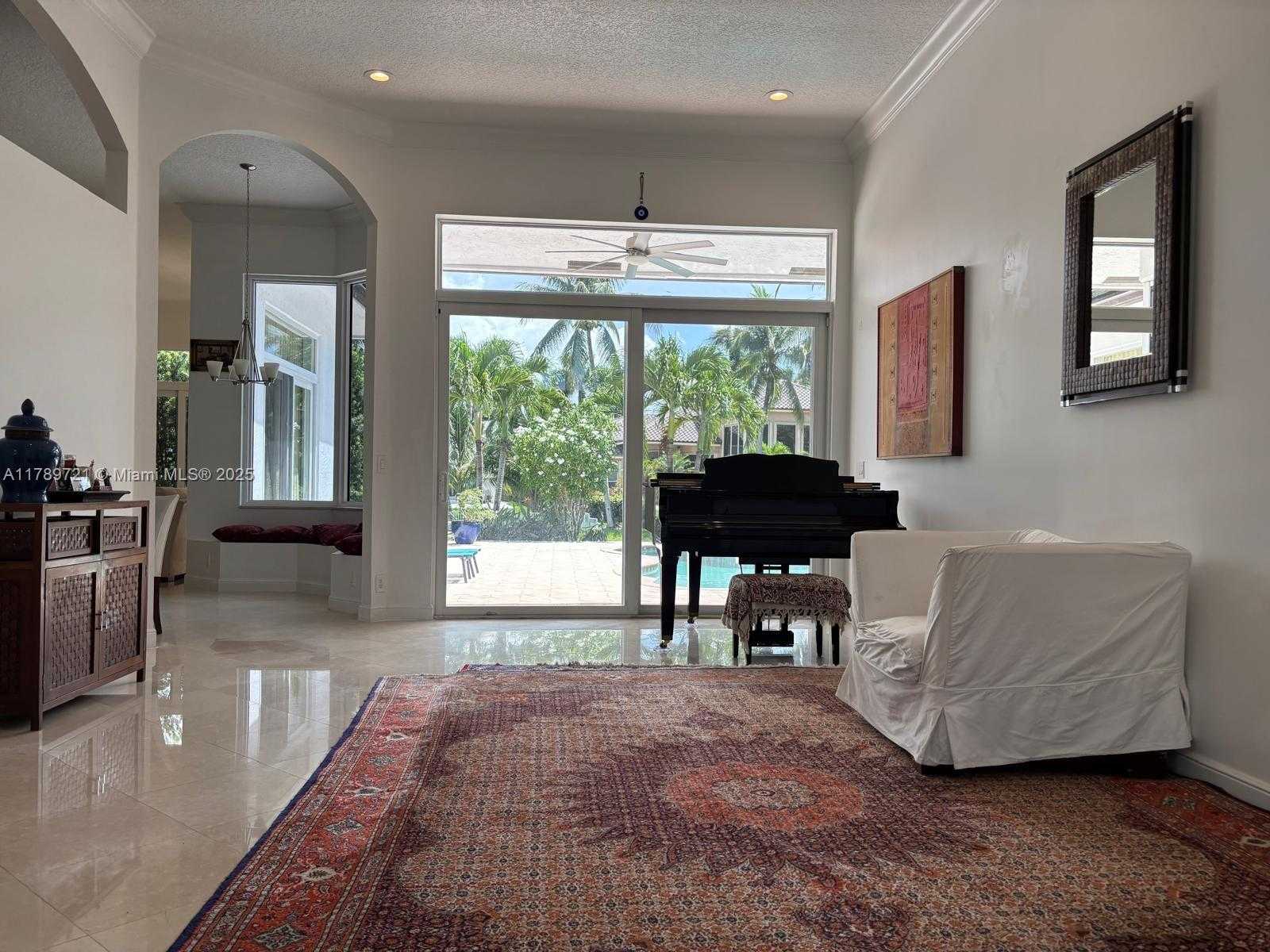 Small Image of 320 WINDMILL PALM AVE, Plantation Number 7