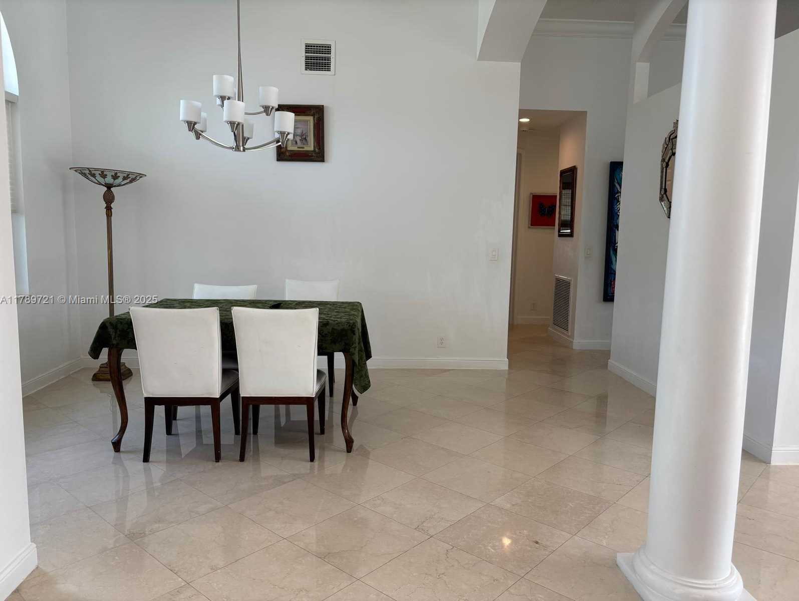 Small Image of 320 WINDMILL PALM AVE, Plantation Number 9