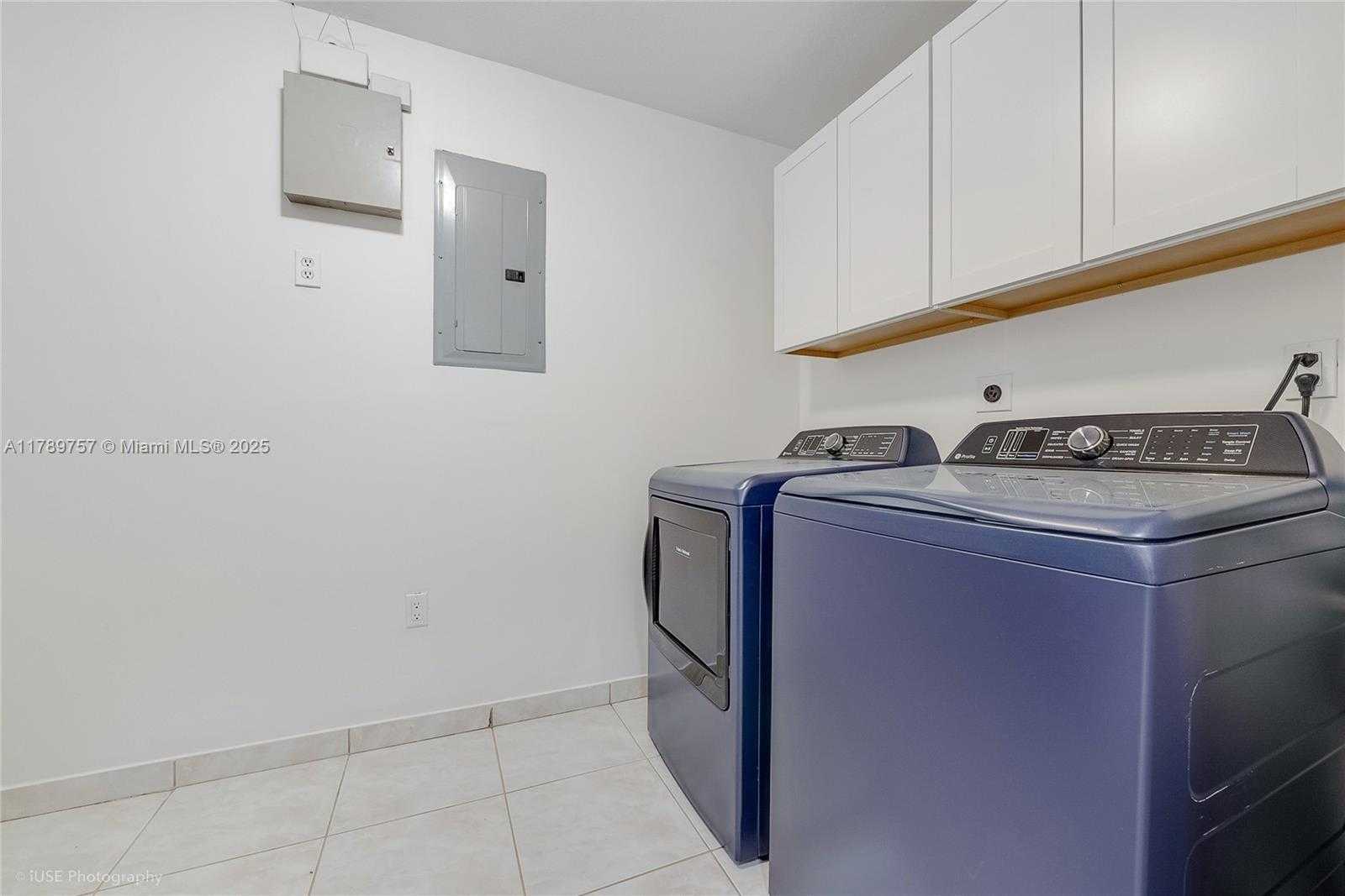 Small Image of 8400 SOUTH WEST 184TH LN, Cutler Bay Number 12