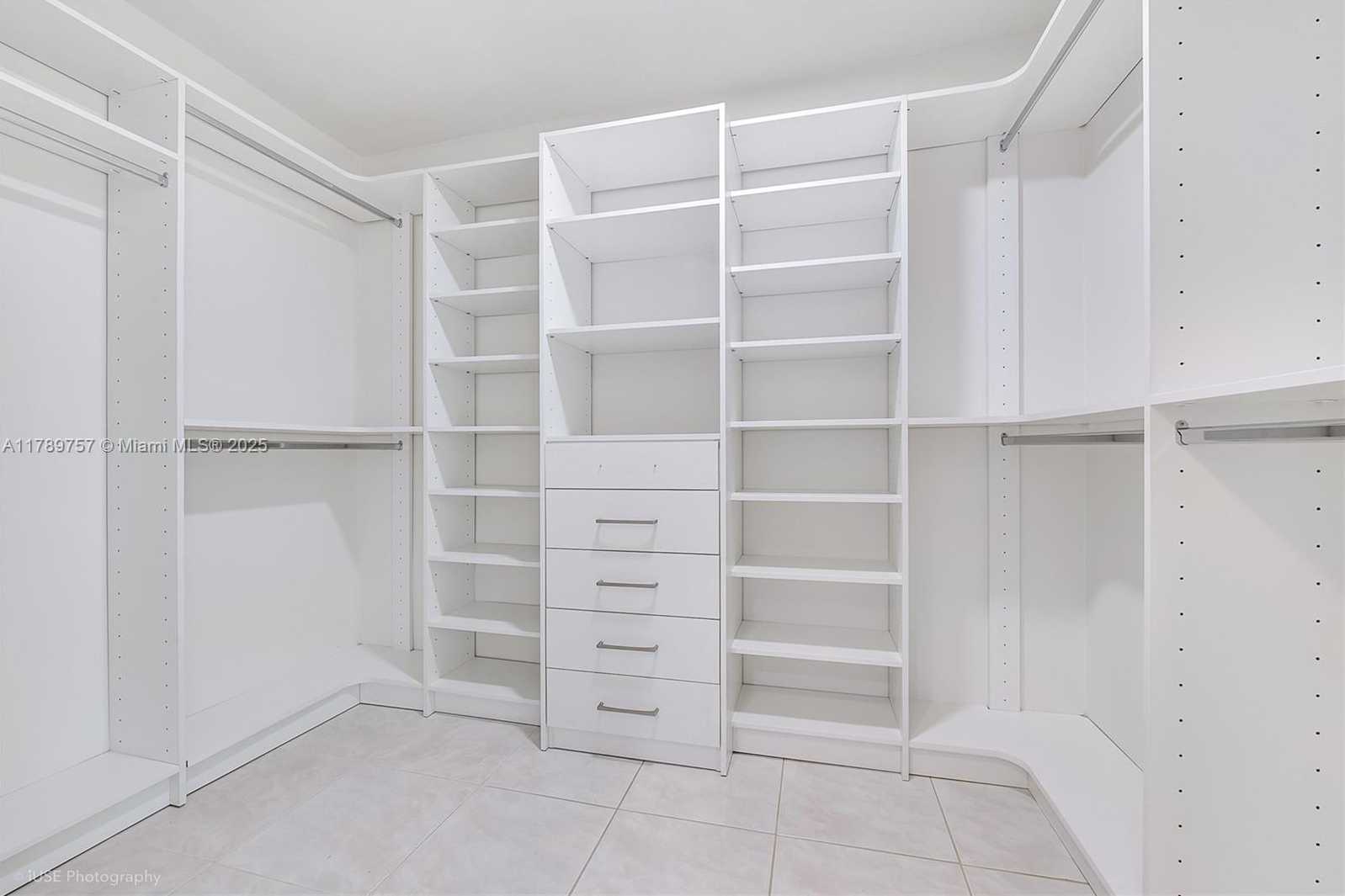 Small Image of 8400 SOUTH WEST 184TH LN, Cutler Bay Number 8