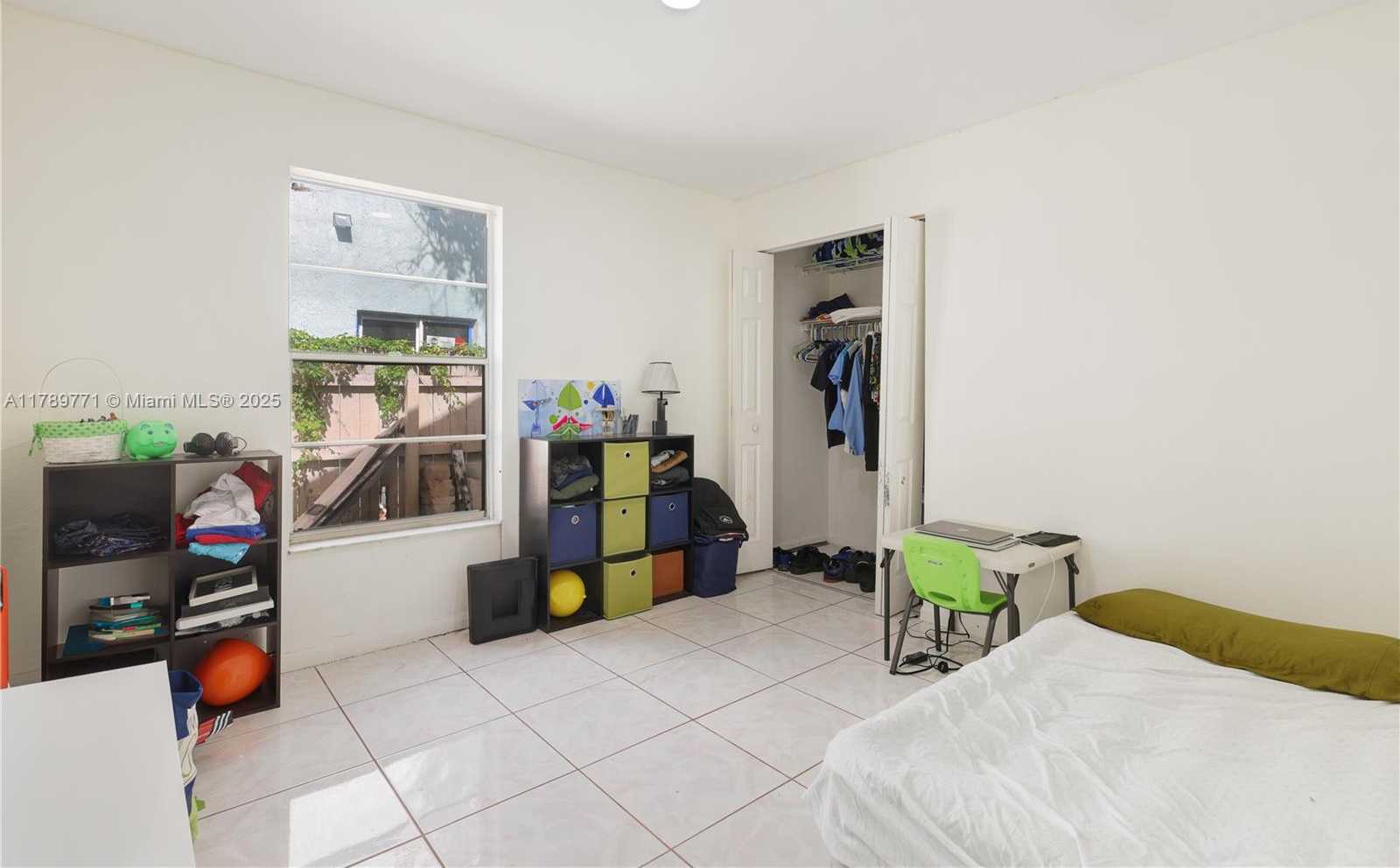 Small Image of 9441 CHELSEA DR, Miramar Number 21