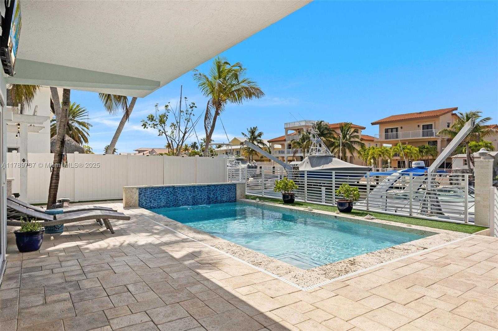 Small Image of 202 ATLANTIC BLVD, Key Largo Number 14