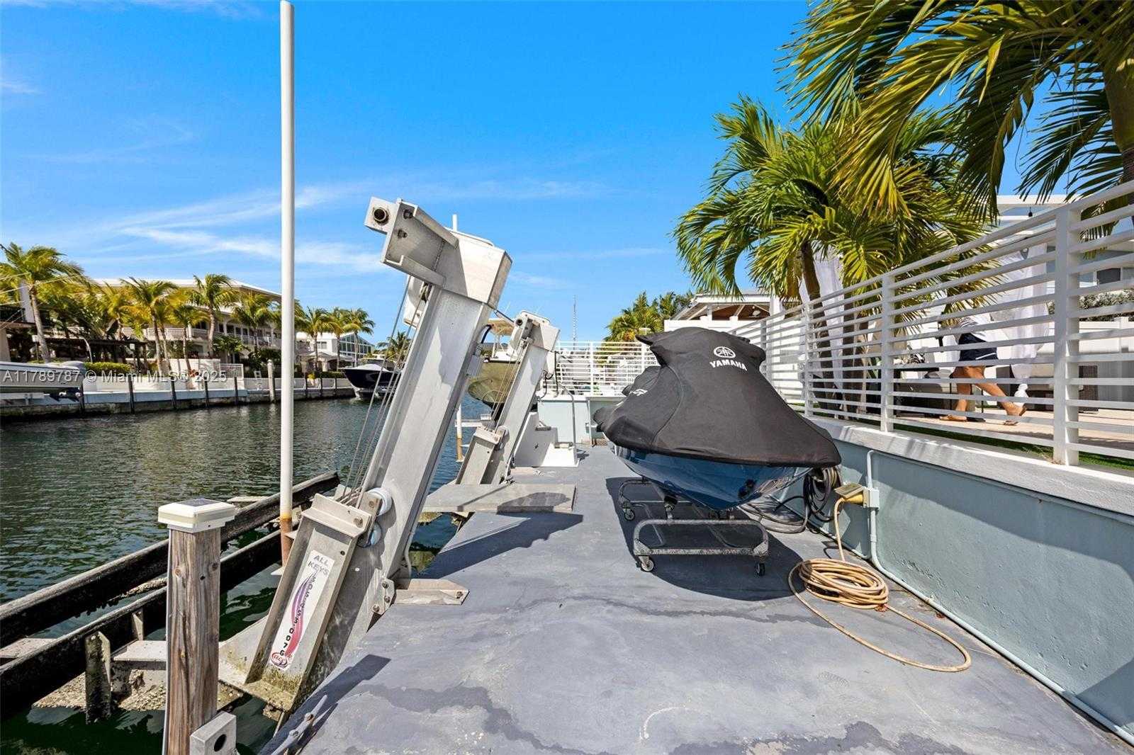 Small Image of 202 ATLANTIC BLVD, Key Largo Number 21