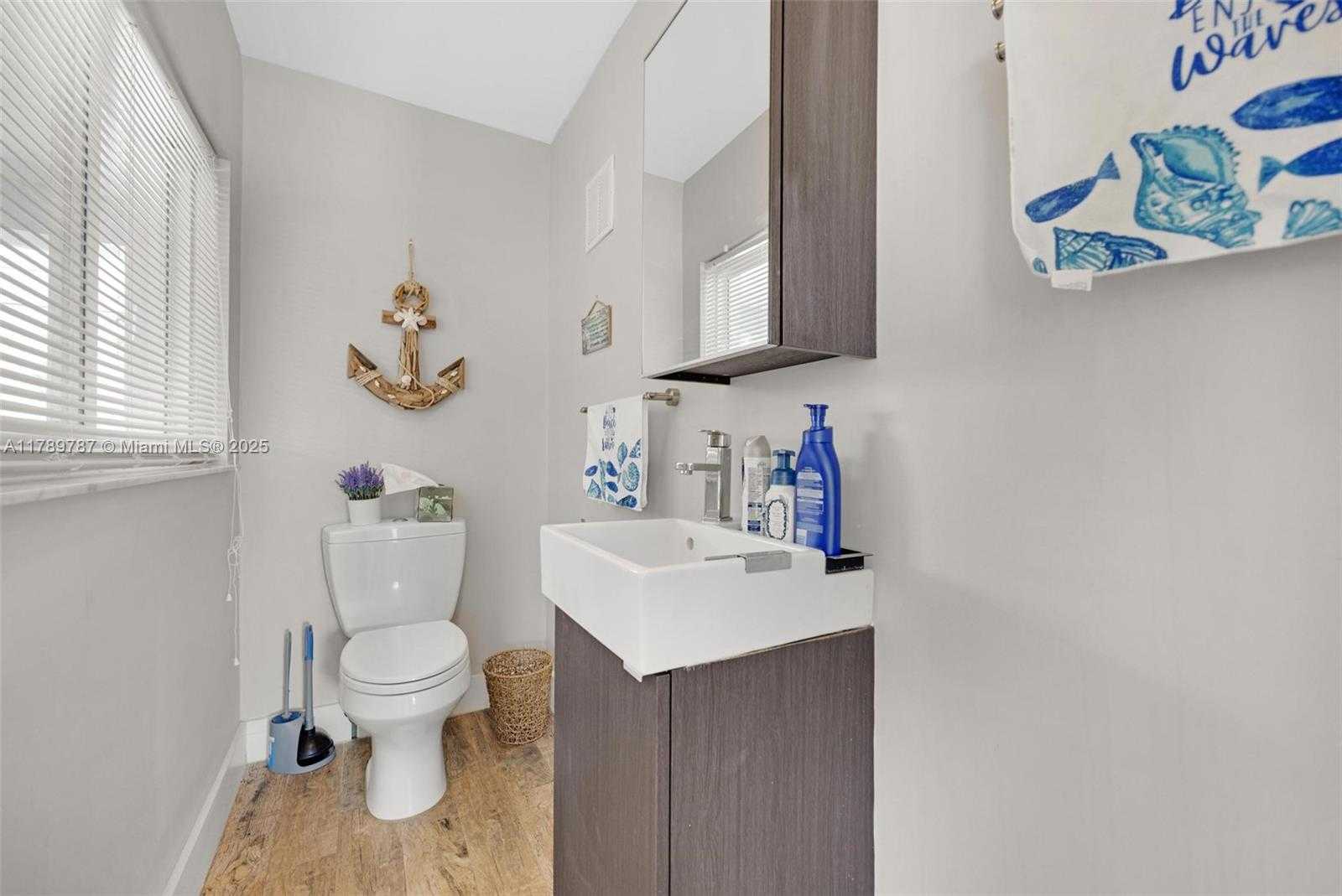 Small Image of 202 ATLANTIC BLVD, Key Largo Number 24