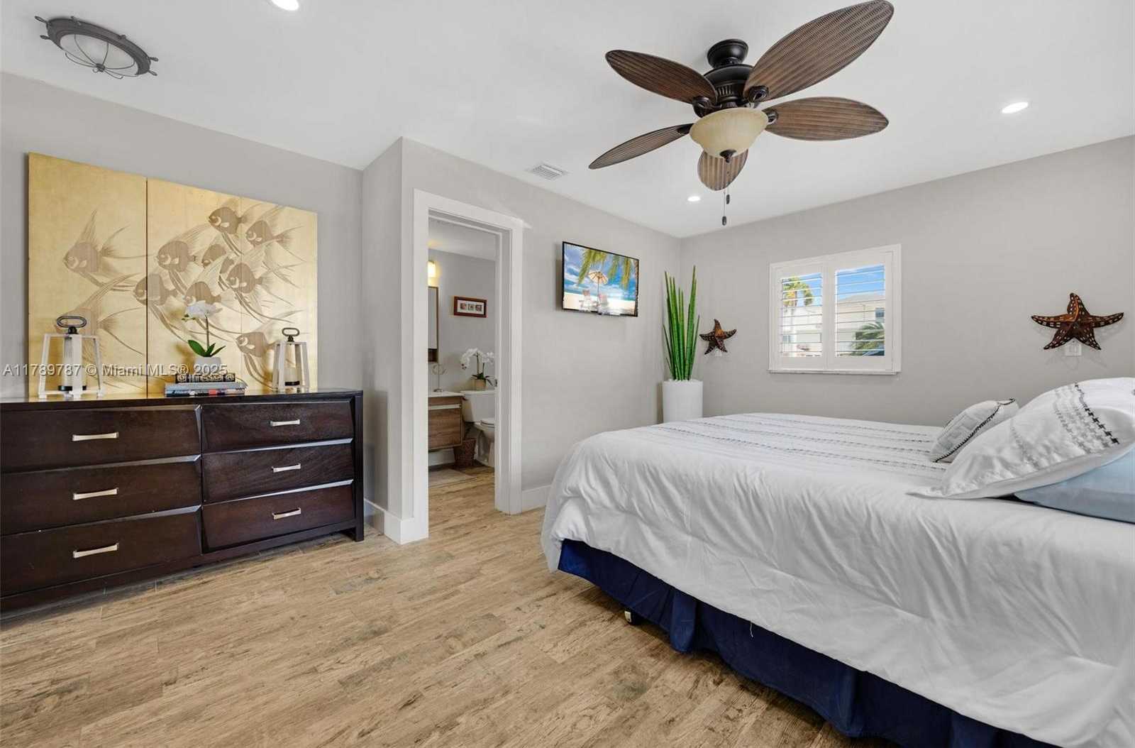 Small Image of 202 ATLANTIC BLVD, Key Largo Number 26