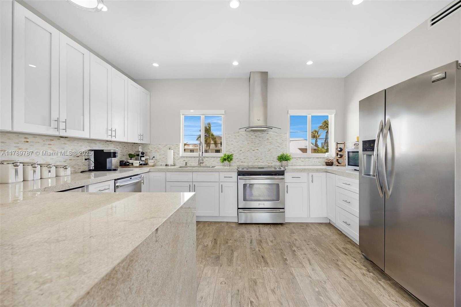 Small Image of 202 ATLANTIC BLVD, Key Largo Number 44