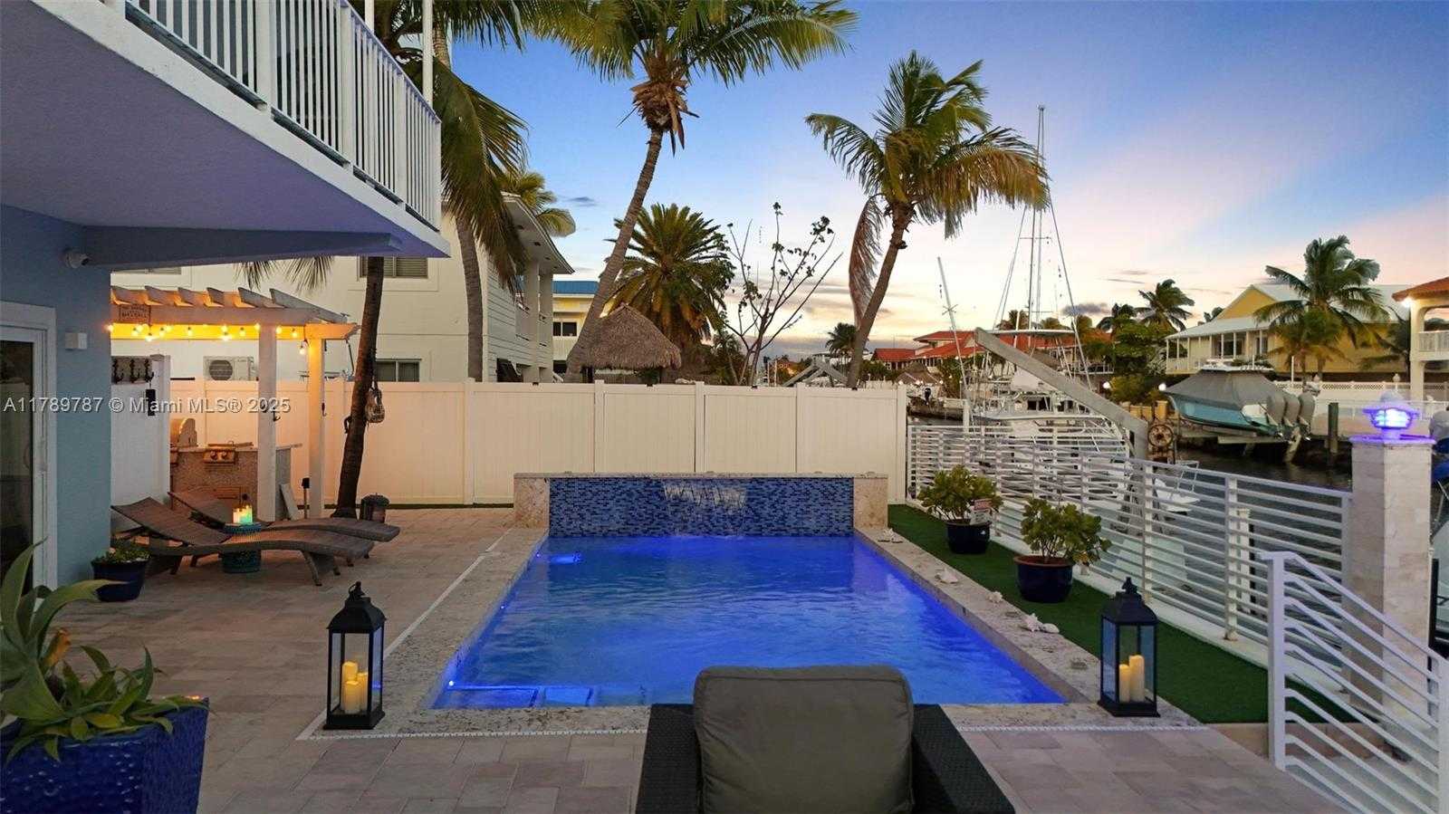 Small Image of 202 ATLANTIC BLVD, Key Largo Number 59