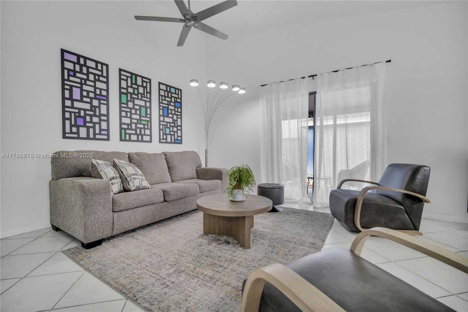 Small Image of 22430 SEA BASS DR, Boca Raton Number 10