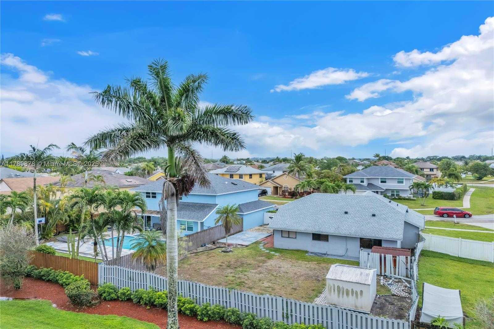Small Image of 22430 SEA BASS DR, Boca Raton Number 27