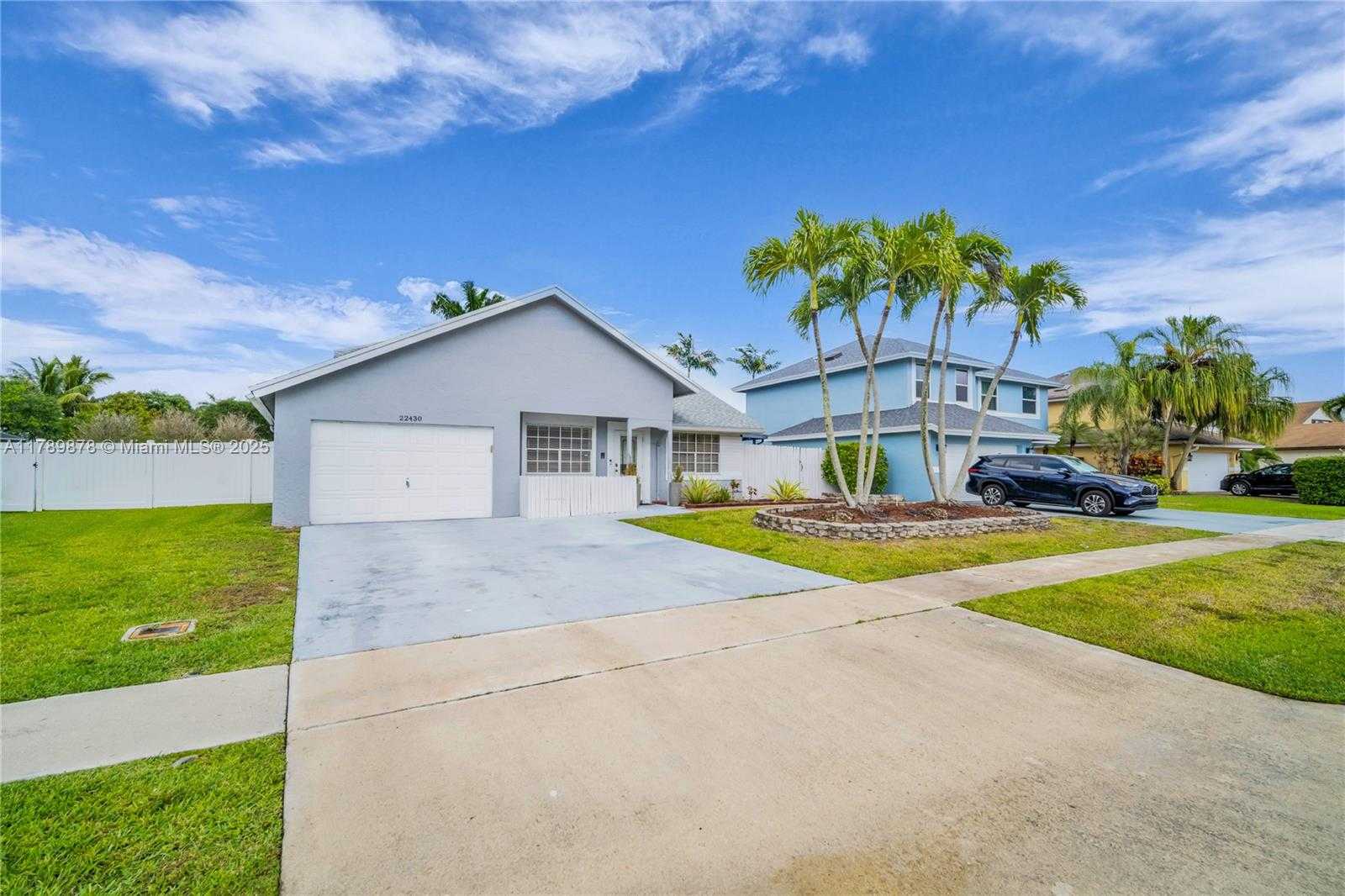 Small Image of 22430 SEA BASS DR, Boca Raton Number 32