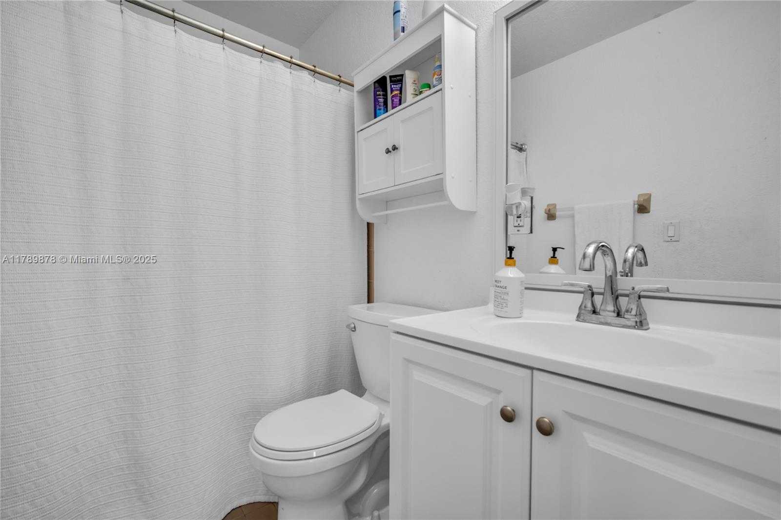 Small Image of 22430 SEA BASS DR, Boca Raton Number 8