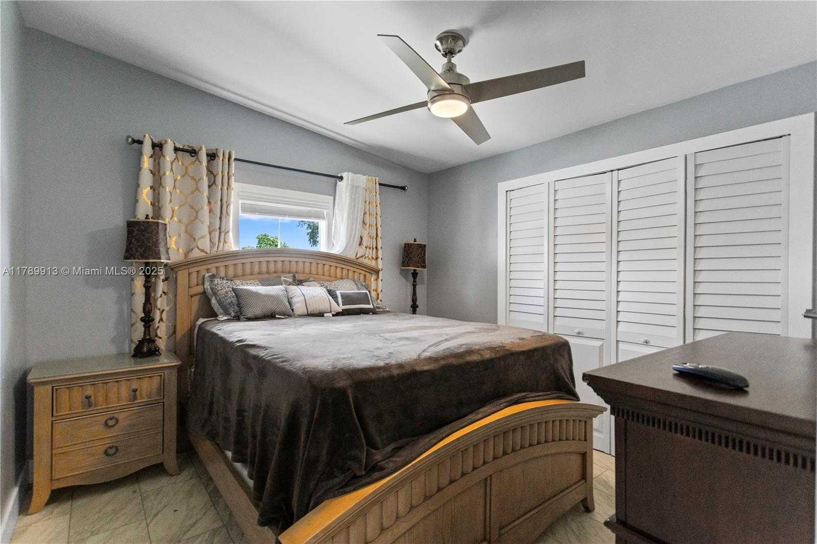 Small Image of 740 NORTH WEST 219TH AVENUE, Pembroke Pines Number 16