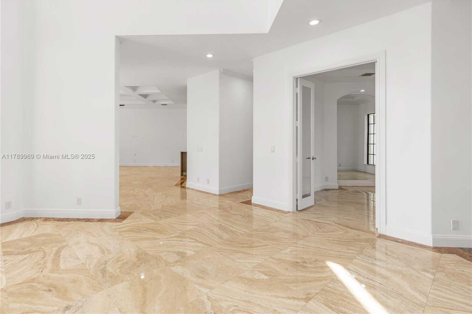 Small Image of 260 NORTH EAST WAVECREST CT, Boca Raton Number 26