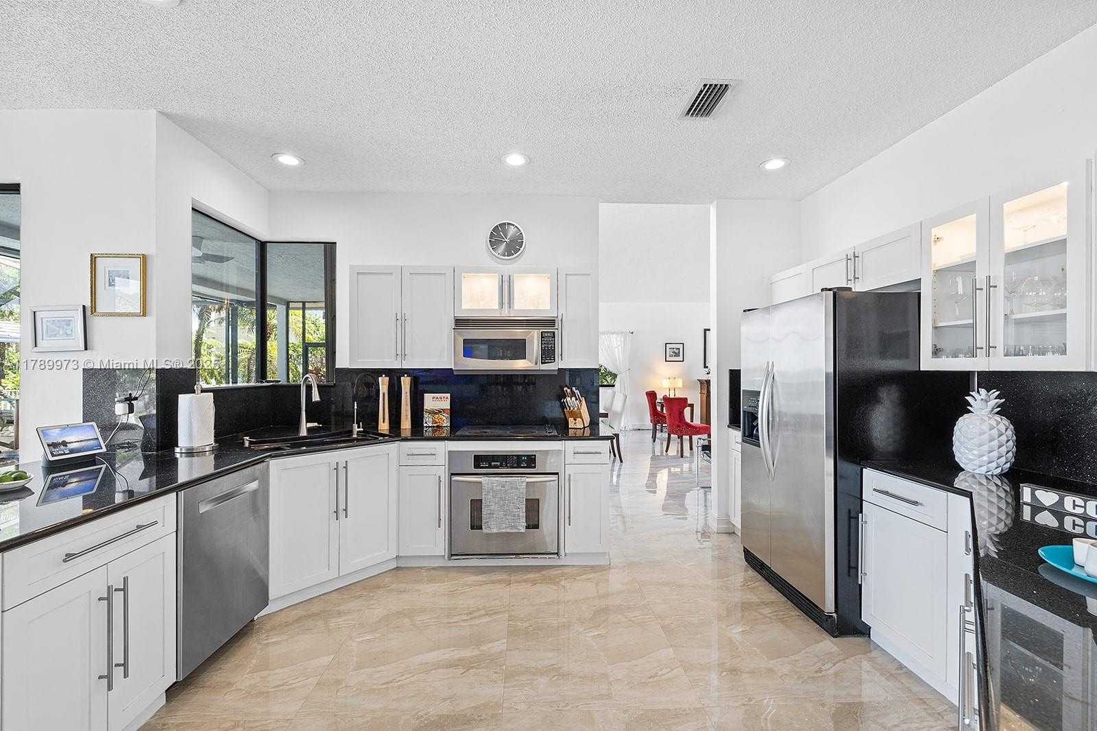 Small Image of 1206 NORTH WEST 180TH AVE, Pembroke Pines Number 19