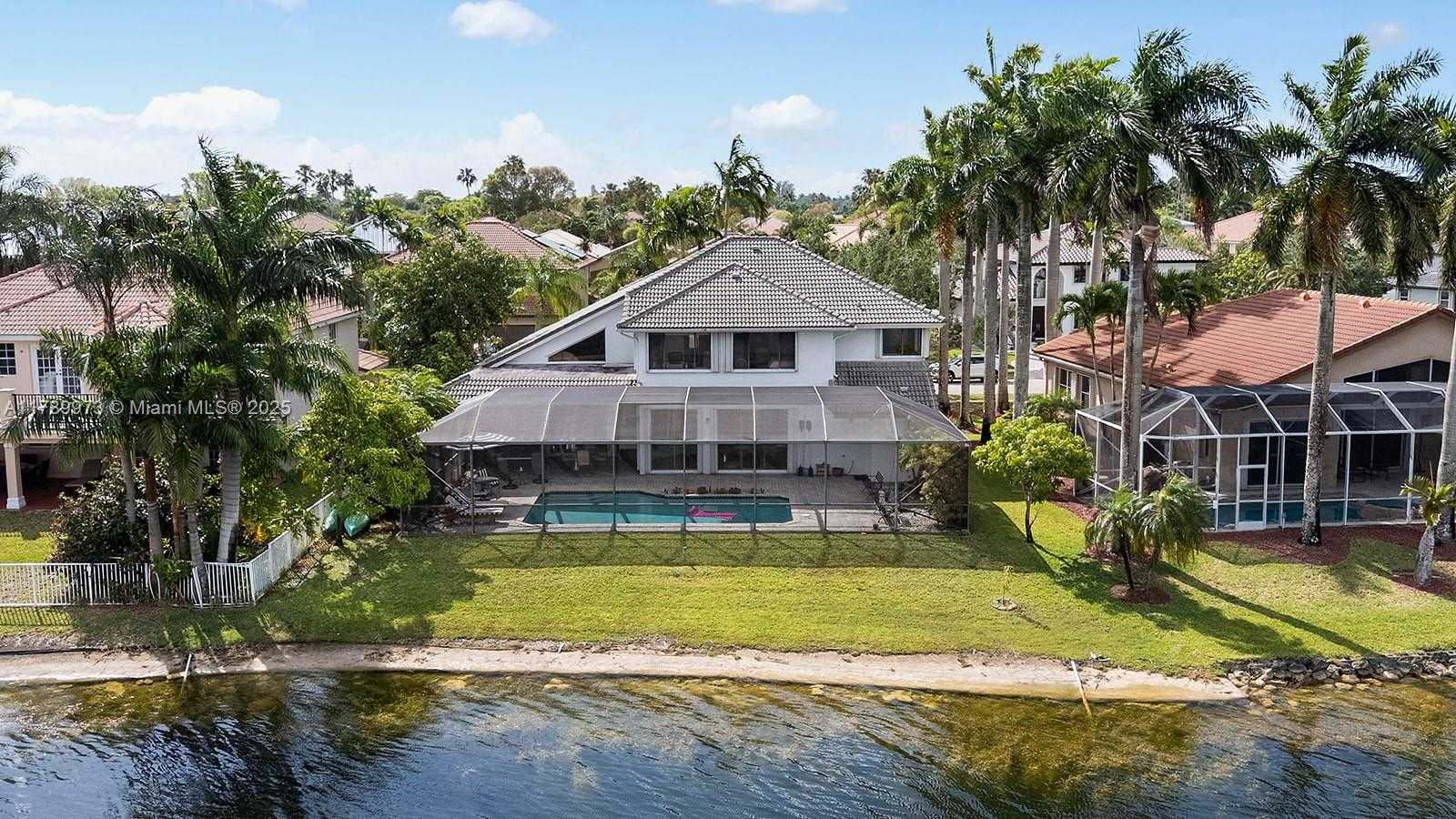 Small Image of 1206 NORTH WEST 180TH AVE, Pembroke Pines Number 2